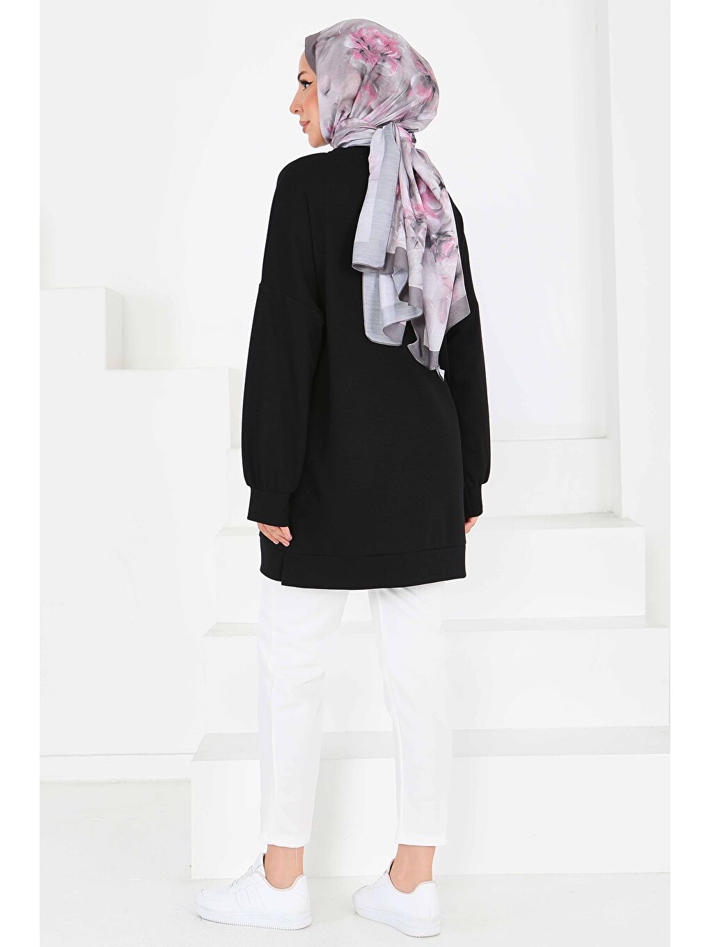 Çiçek İşlemeli Tunik Siyah - 27672-4