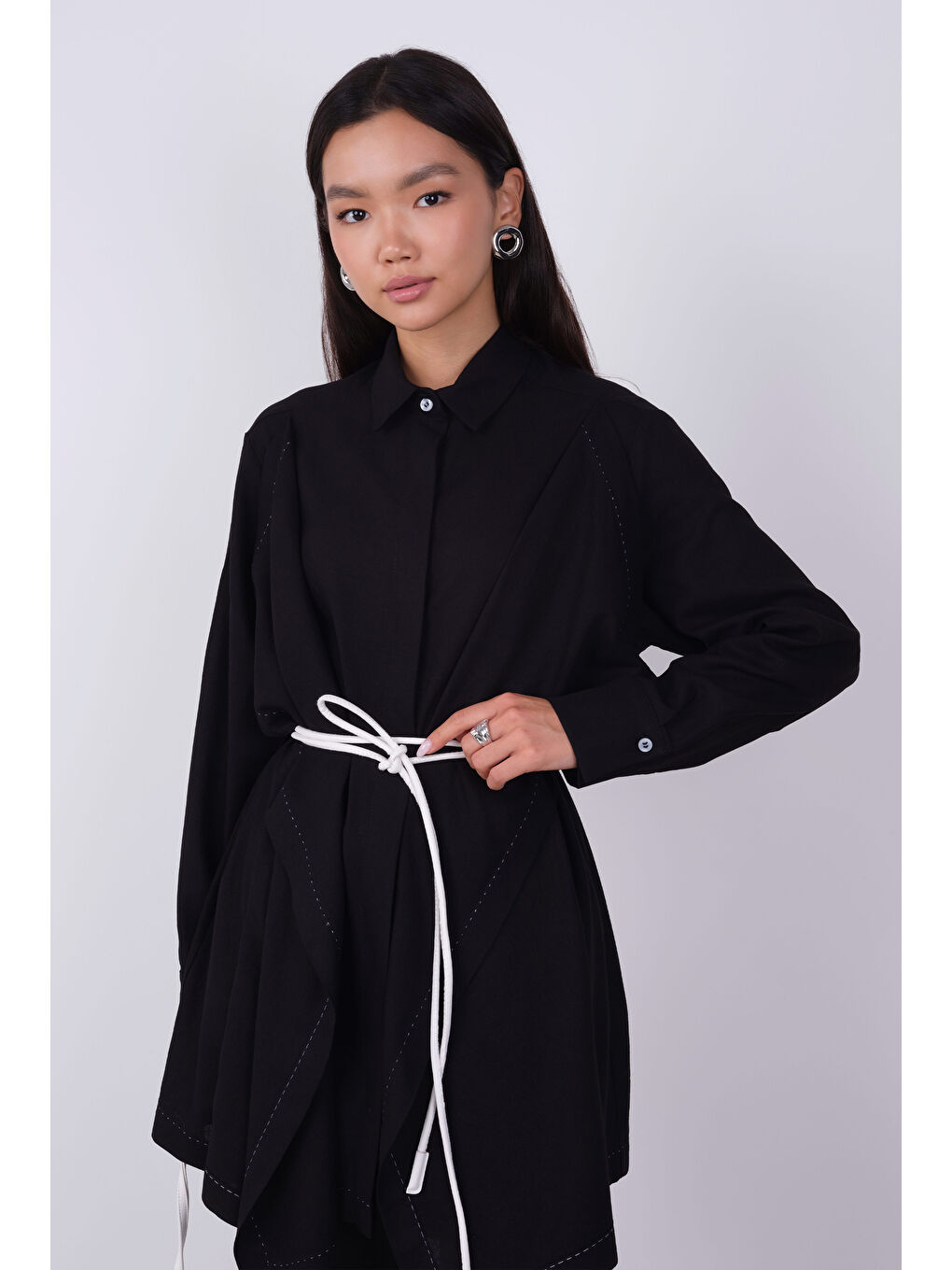 Geniş Parçalı Tasarım Gömlek Siyah-4