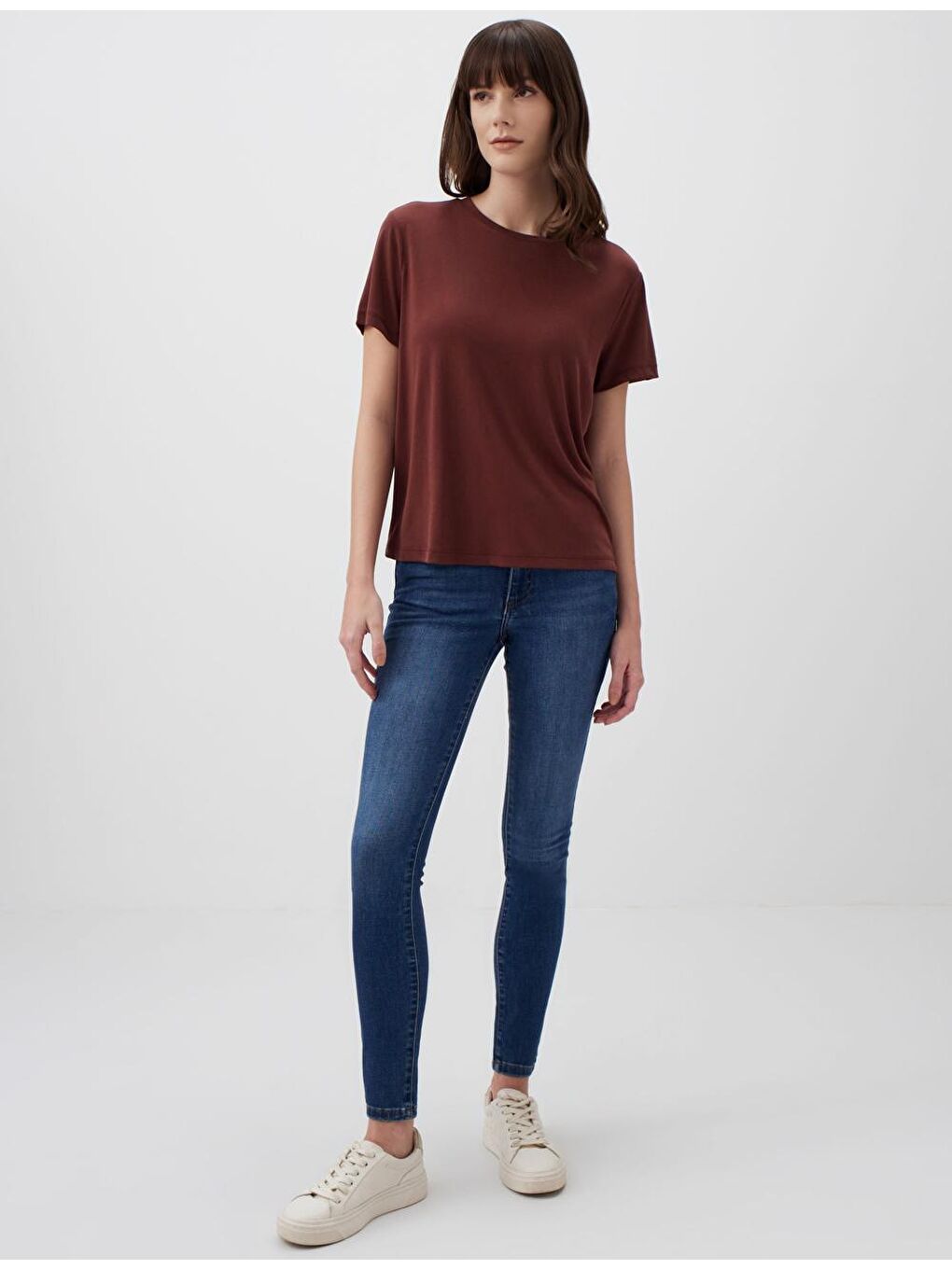 Kahverengi Düz Kesim Bisiklet Yaka Kısa Kollu Basic Tişört-2