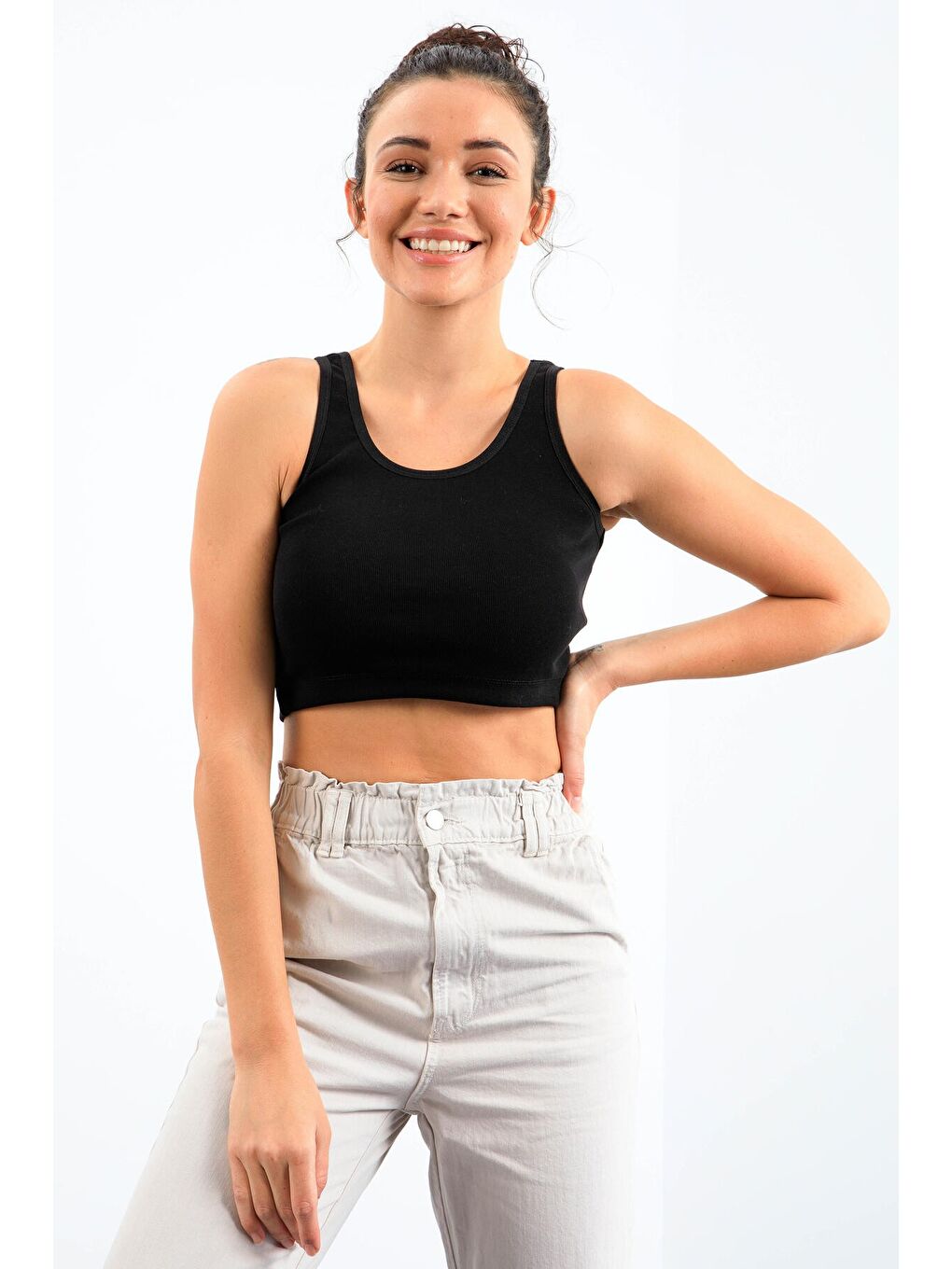 Siyah Basic Sıfır Kol Dar Kalıp U Yaka Kadın Crop Top Atlet - 97162-4
