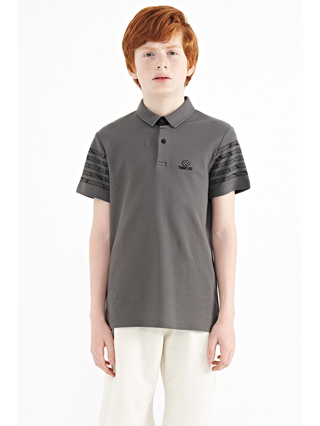 Koyu Gri Kol Baskı Detaylı Standart Kalıp Polo Yaka Erkek Çocuk Tişört - 11093