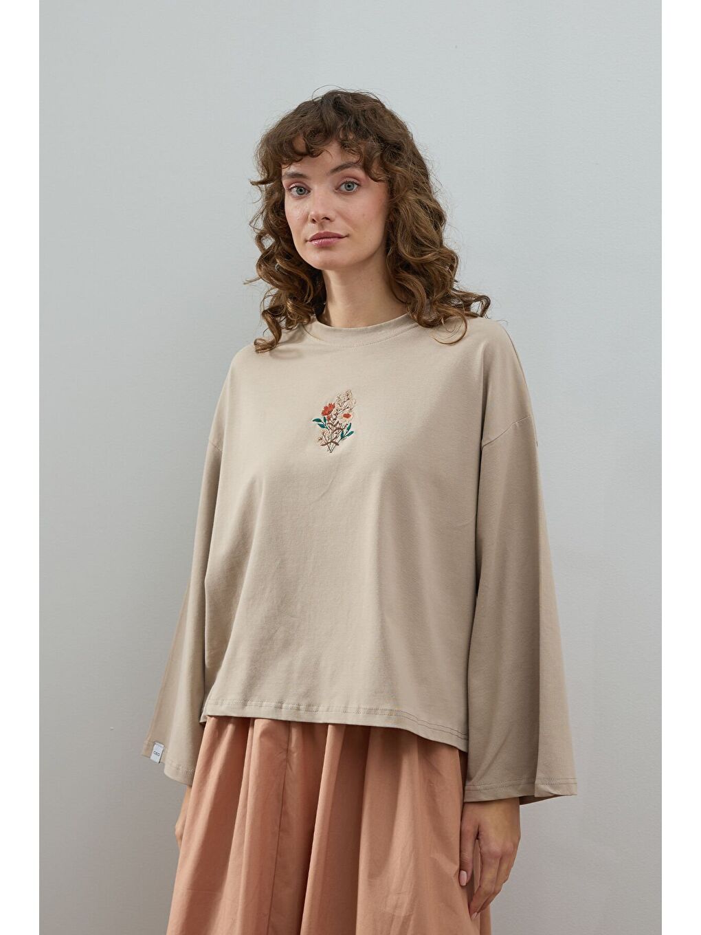 Bej Taş Nakışlı Body-1