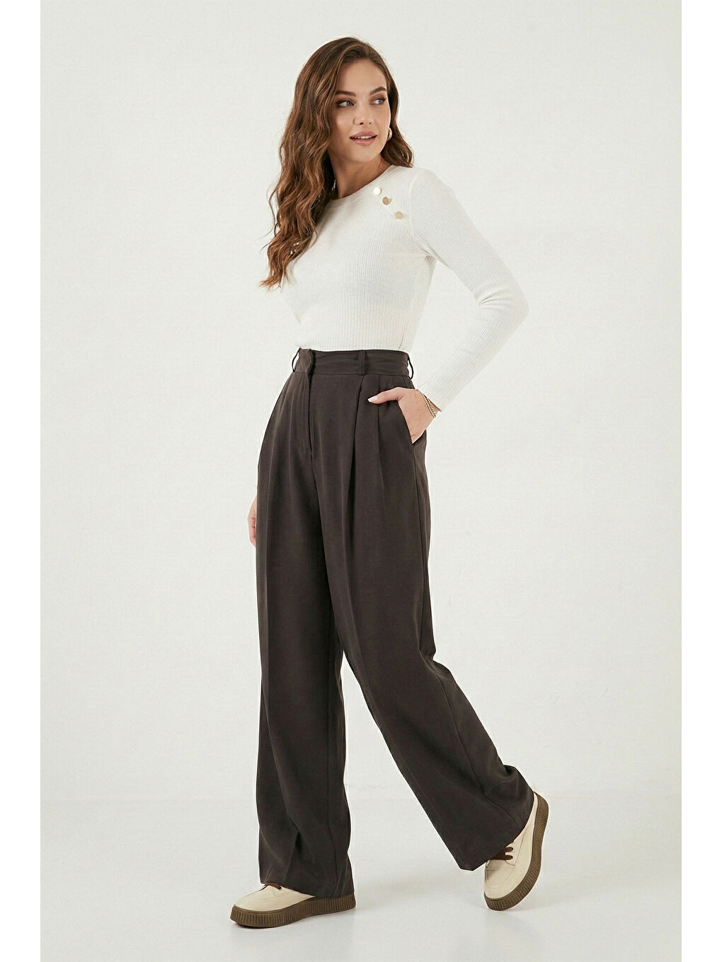 Kahverengi Wide Leg Yüksek Bel Geniş Paça Pileli Kadın Pantolon 6923871-2