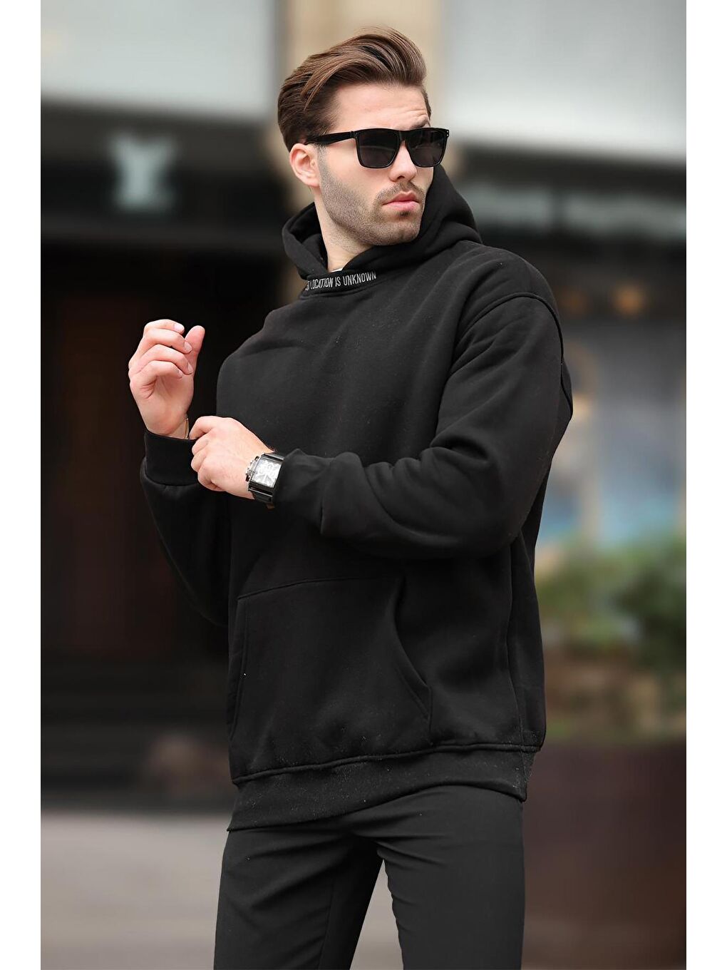 Siyah Kapüşonlu Nakış Detaylı Sweatshirt 7099