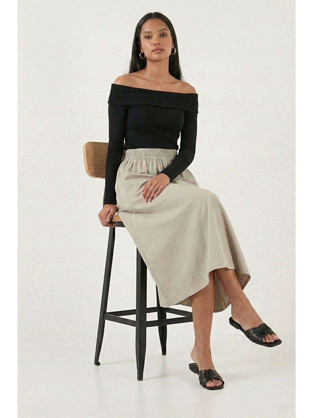 Haki Pamuk Karışımlı Regular Fit Lastikli Bel Midi Boy Kadın Etek 6921268-1