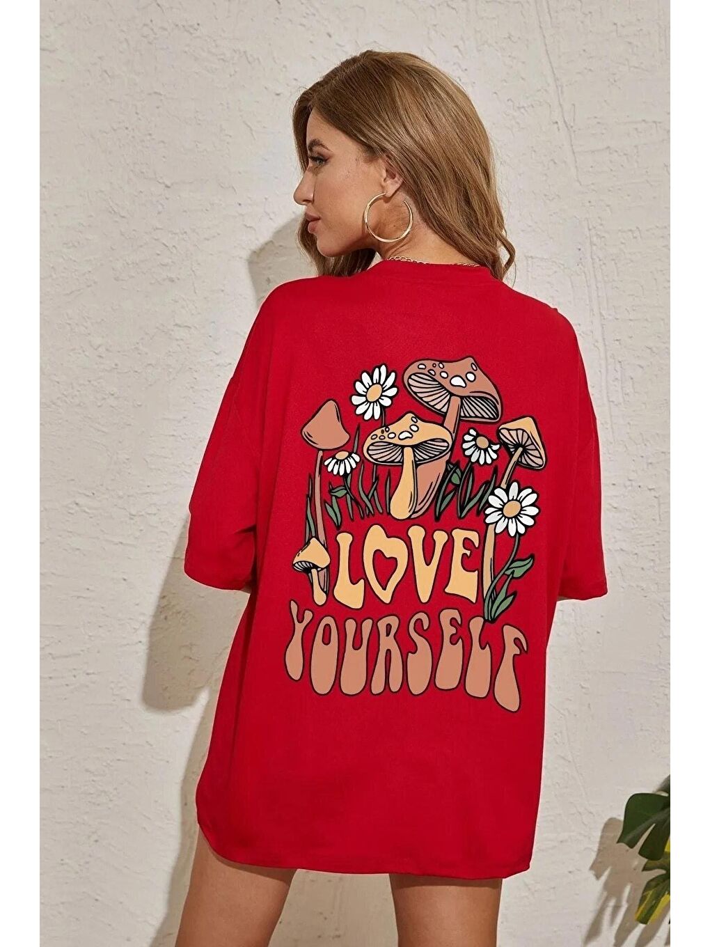 Trendseninle Kırmızı Kadın Kırmızı Love Yourself Baskılı Oversize Tişört - 1