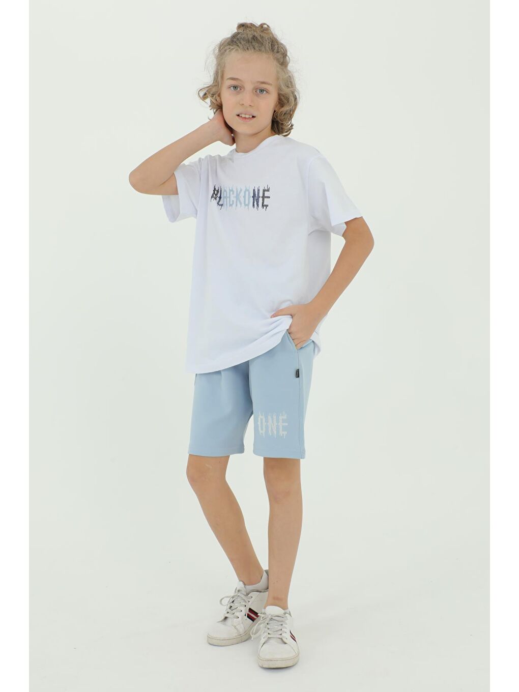 Beyaz Bisiklet Yaka Erkek Çocuk Baskı Detaylı T-Shırt Ve Şort İkili Takım-2