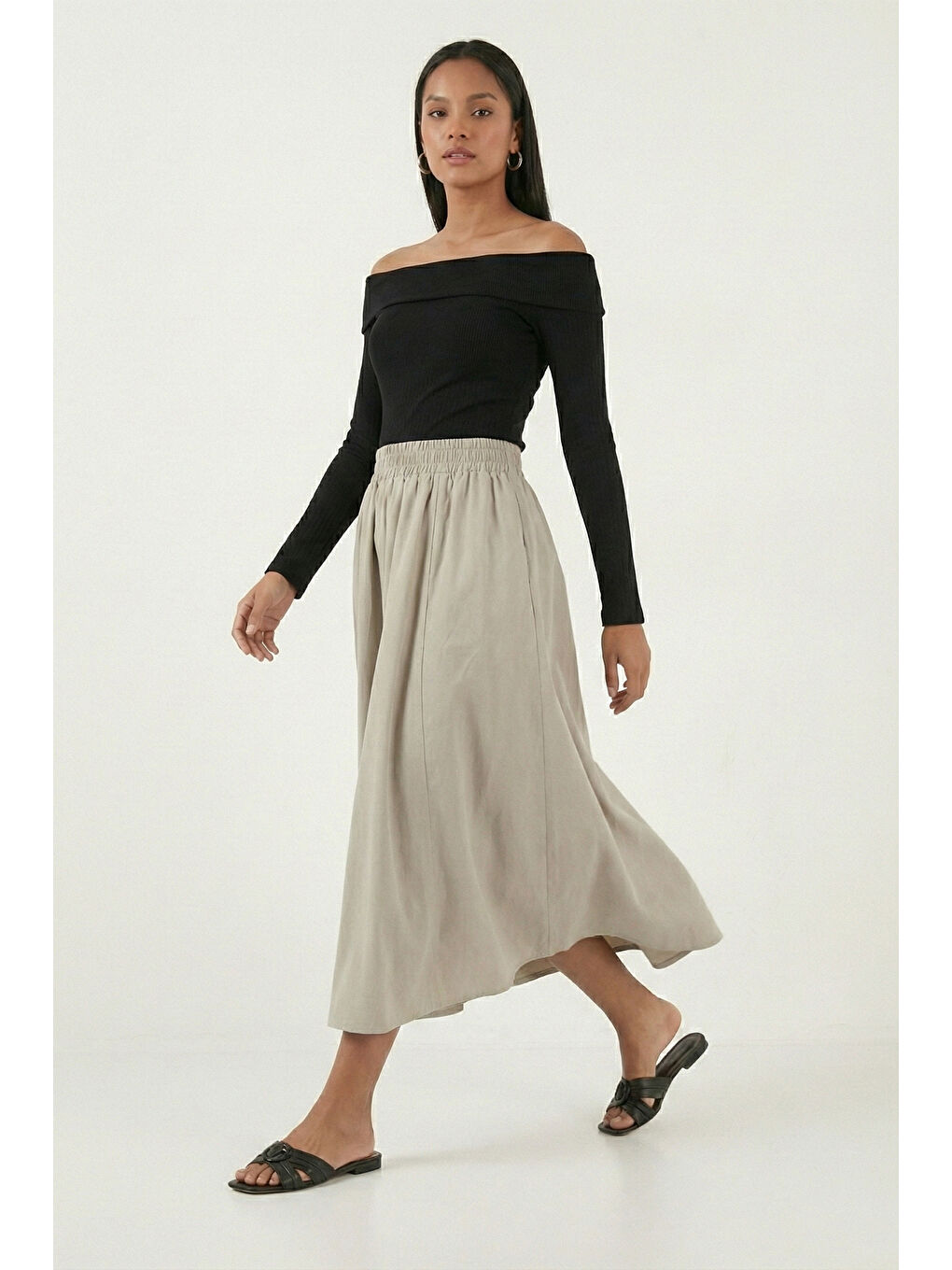 Haki Pamuk Karışımlı Regular Fit Lastikli Bel Midi Boy Kadın Etek 6921268-2