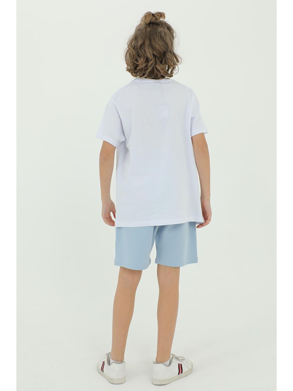 Beyaz Bisiklet Yaka Erkek Çocuk Baskı Detaylı T-Shırt Ve Şort İkili Takım-7