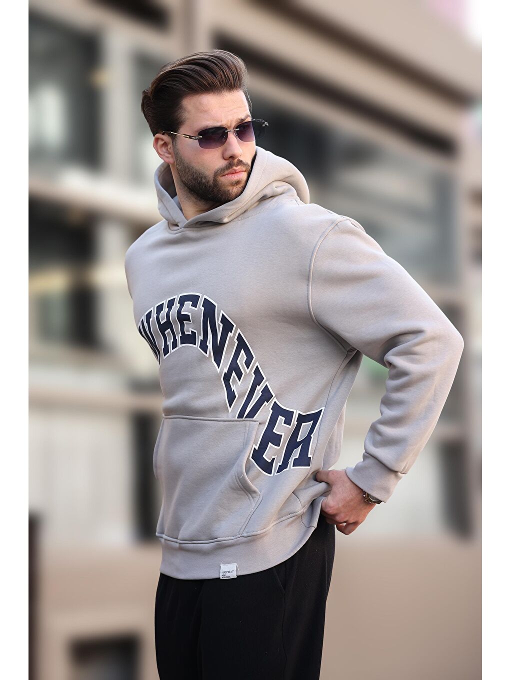 Boyalı Gri Kapüşonlu Baskılı Cep Detaylı Erkek Sweatshirt E7065