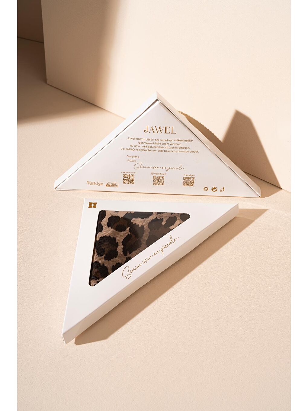 Mavi Kadın Leoparlı Soft Eşarp-1