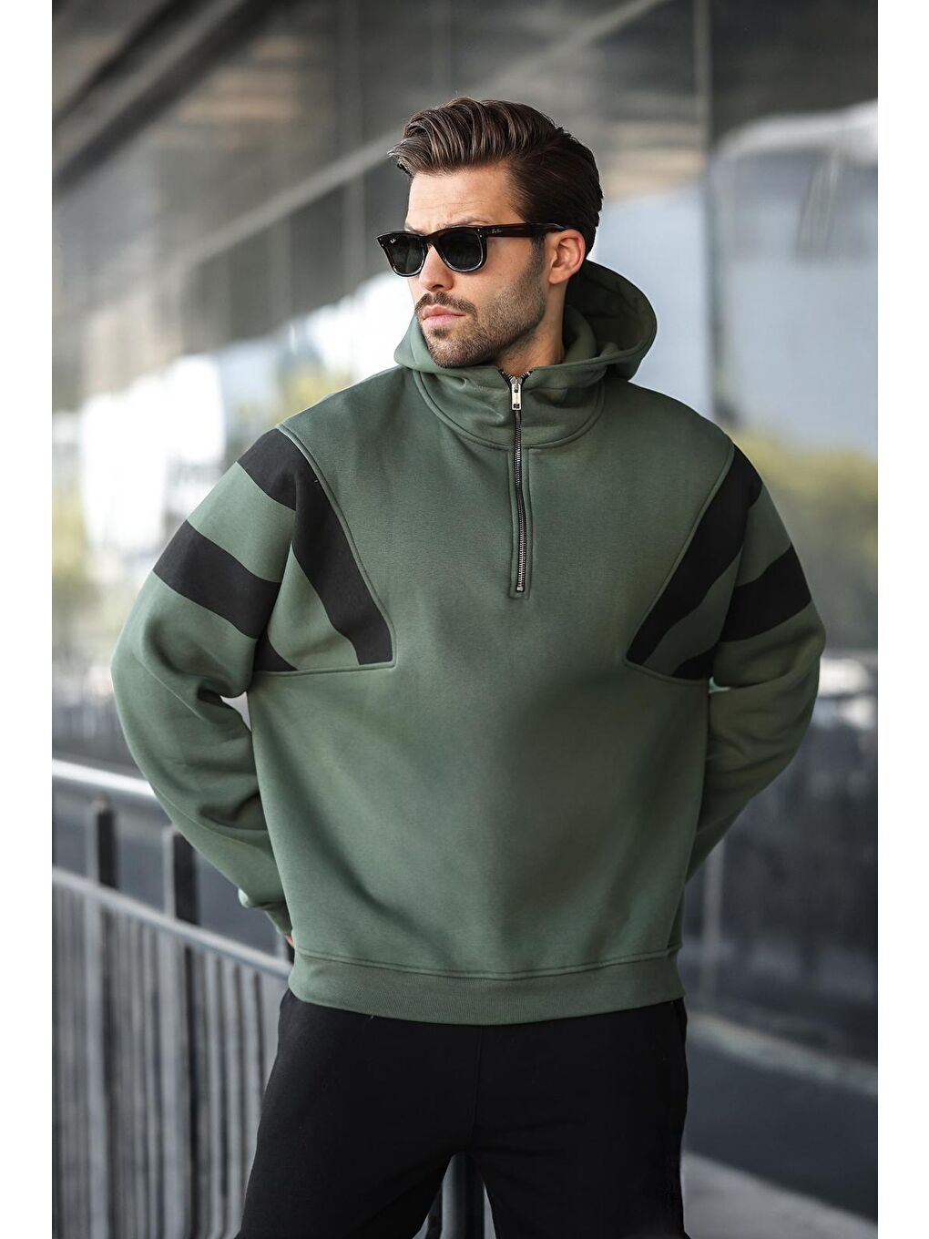 Haki Fermuarlı Yaka Kapüşonlu Erkek Sweatshirt E7161
