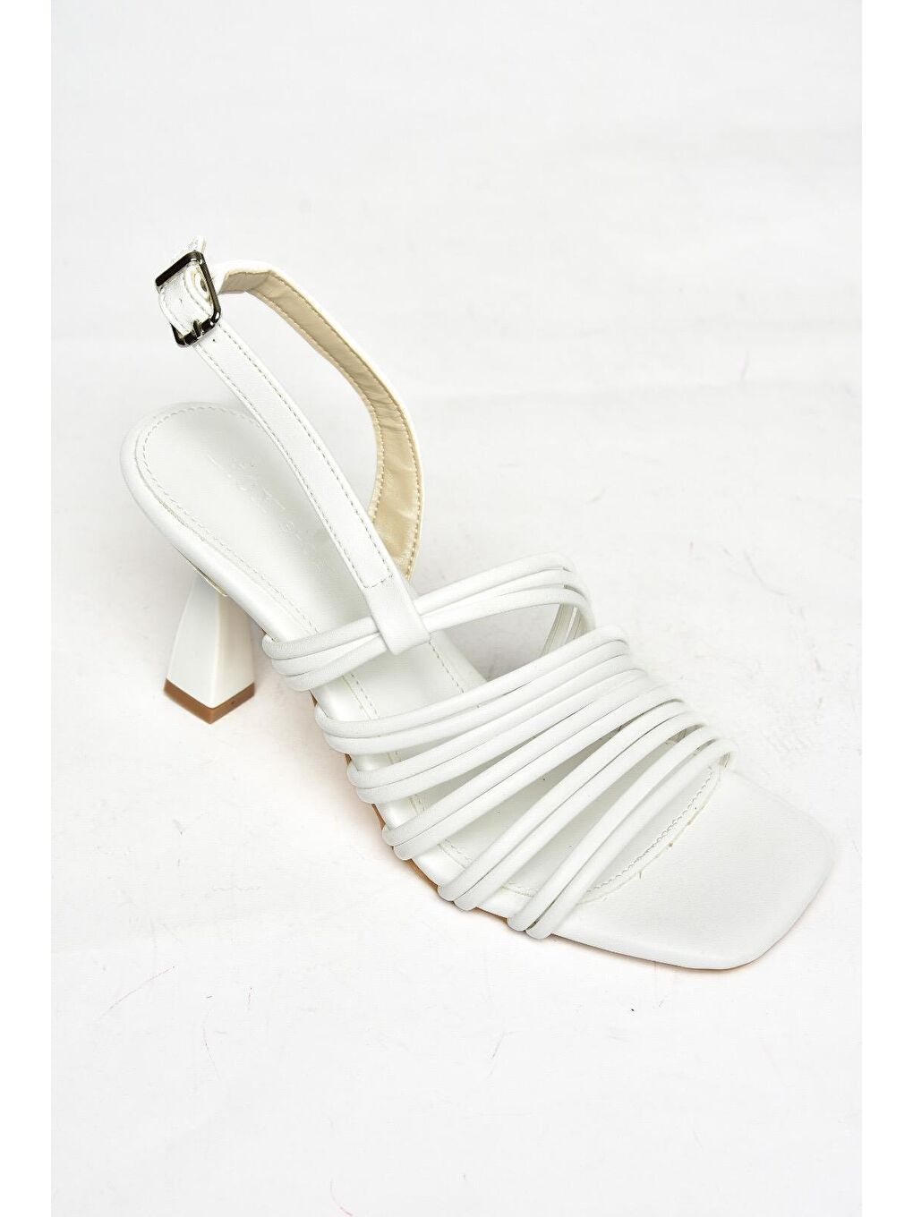 S7745201 Beyaz Kadın Topuklu Ayakkabı