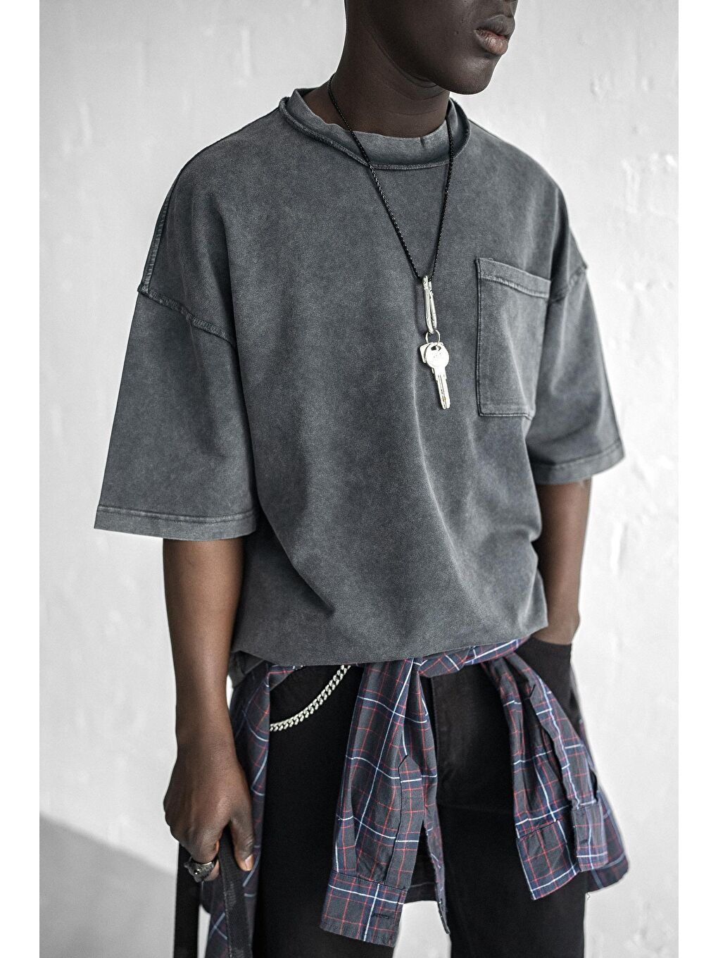 Erkek Yıkamalı Dikiş Detaylı Oversize Tişört Siyah-2