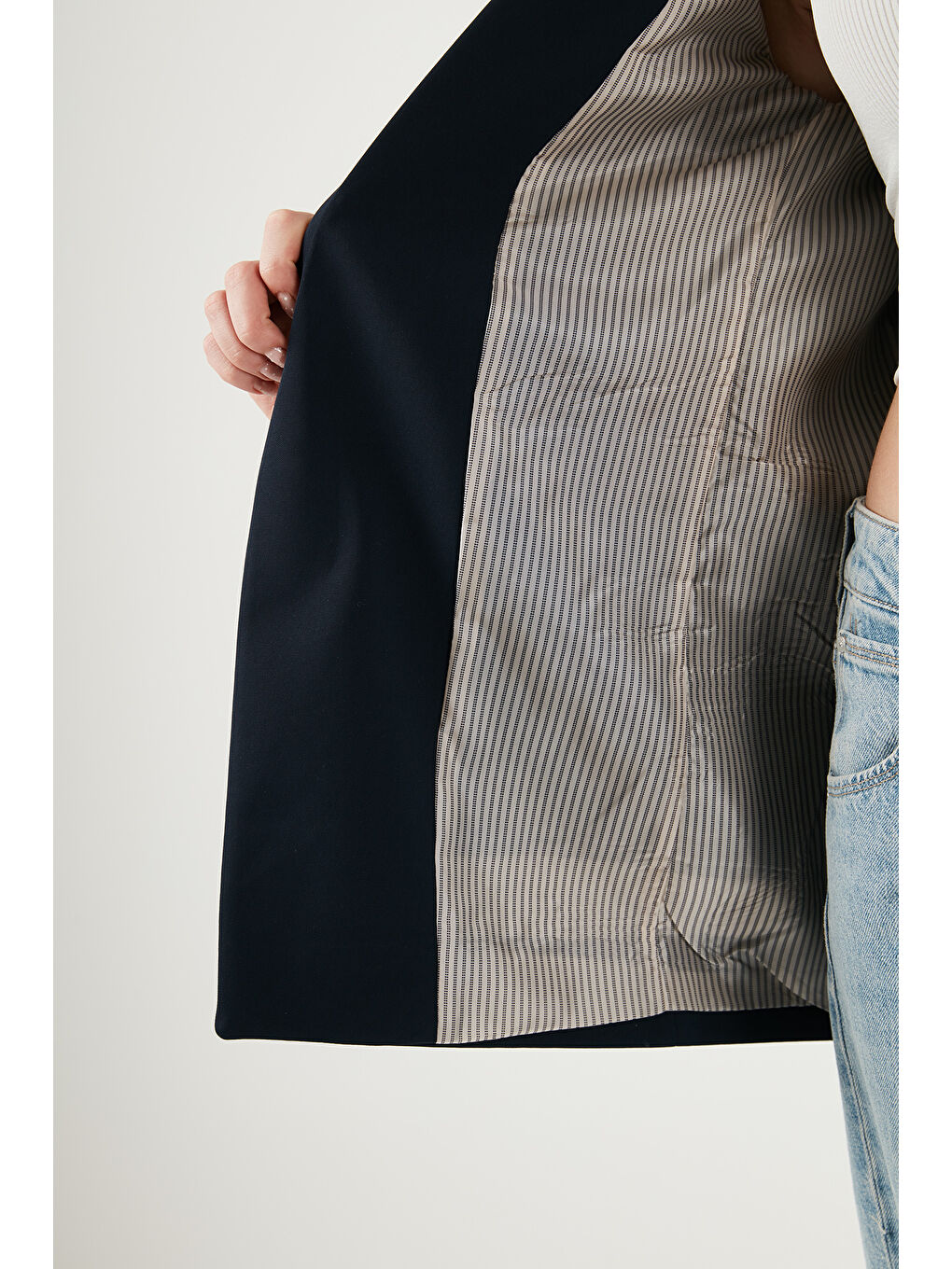 Lacivert Regular Fit Kruvaze Yaka Desenli Astarlı Kadın Ceket 6927624-5