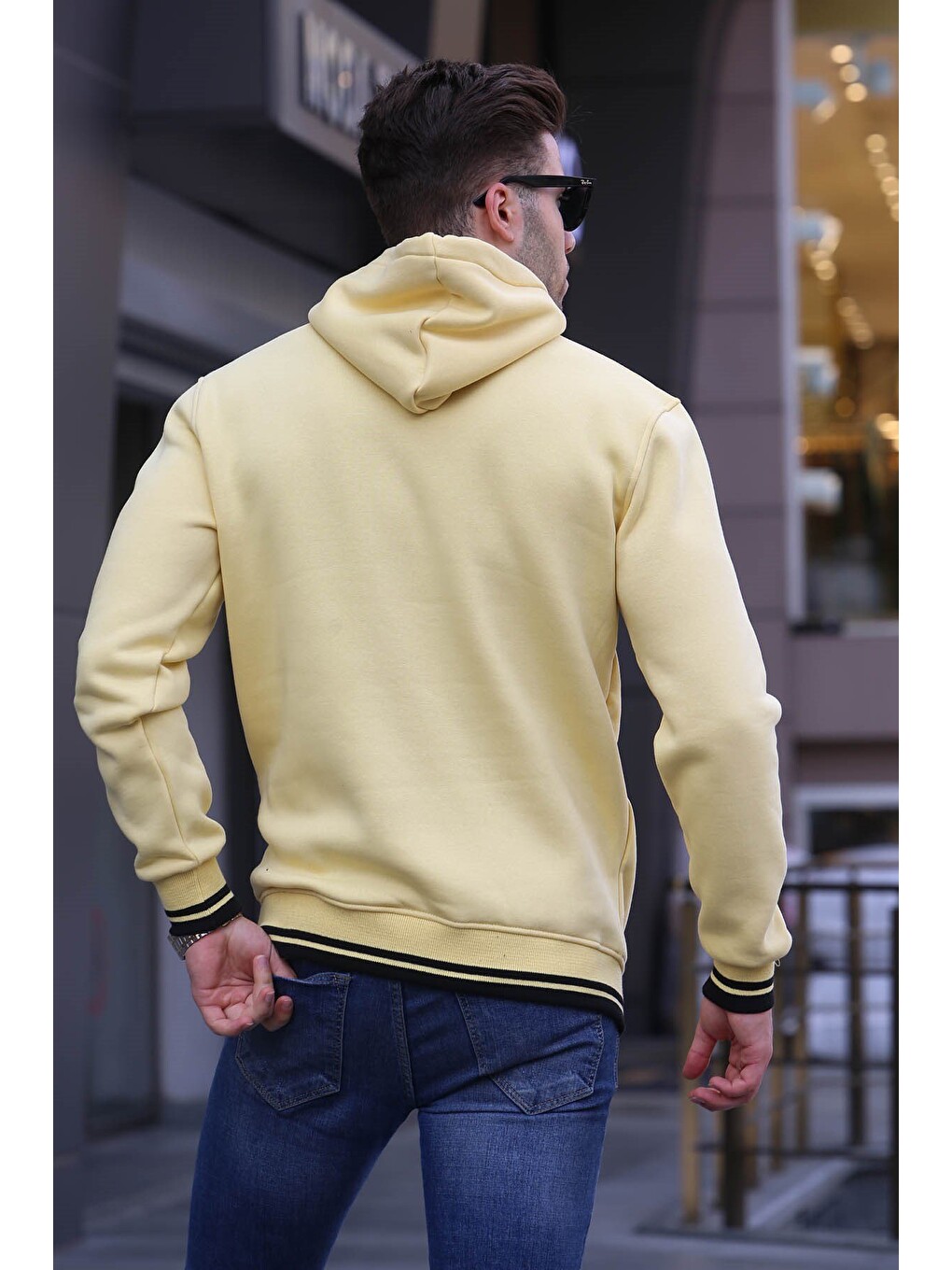 Sarı Nakışlı Kapüşonlu Sweatshirt 6012-1