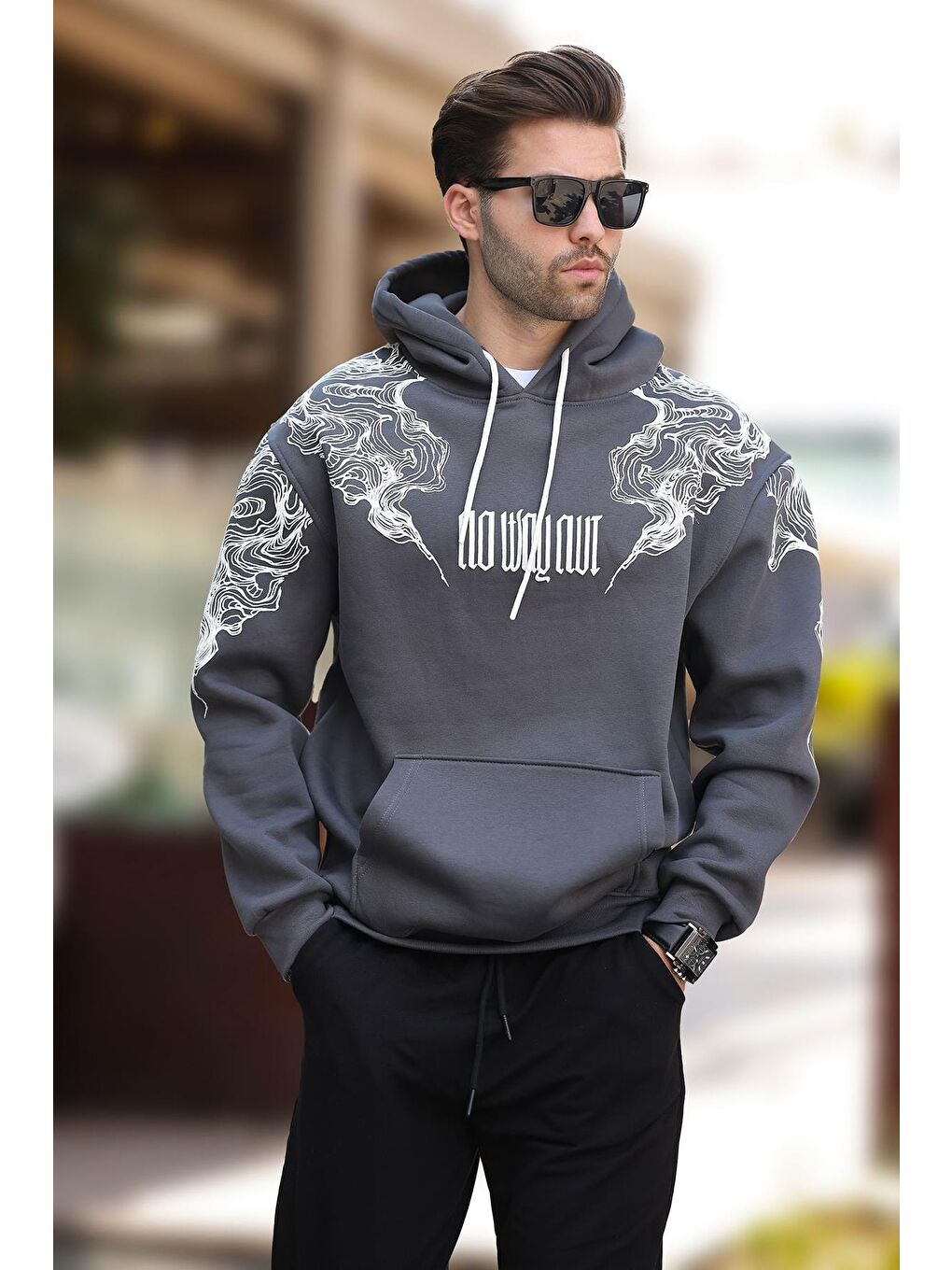 Gri Füme Kapüşonlu Cep Detaylı Baskılı Erkek Sweatshirt 7052