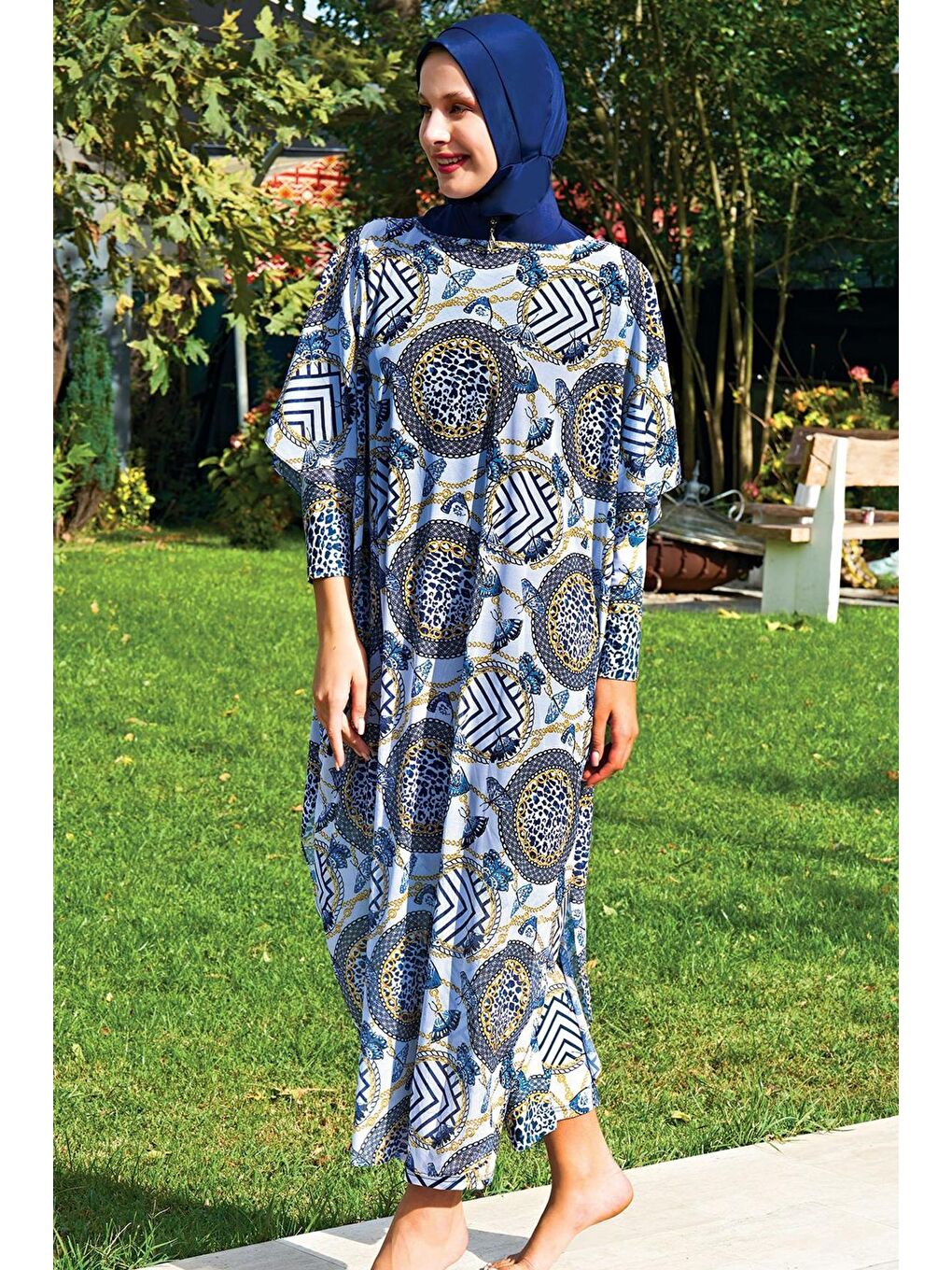 Beyaz Tesettür Mayo Üzerine Örme Tek Kaftan Pareo 2417-1P