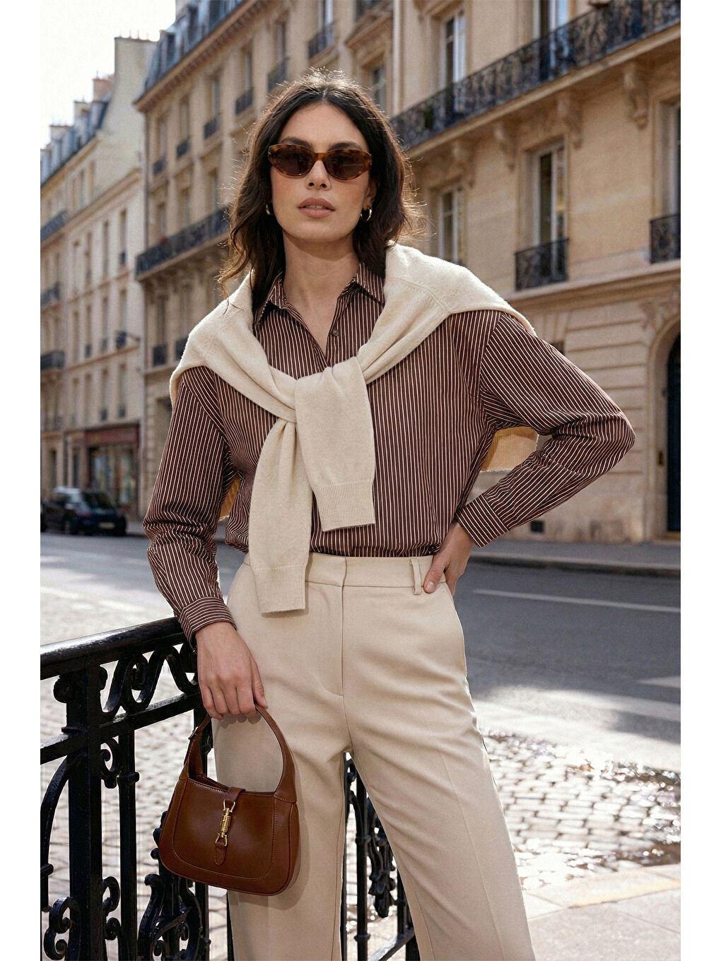 Kahverengi Çizgili Oversize Fit Klasik Yaka Uzun Kollu Kadın Gömlek 6925437-1