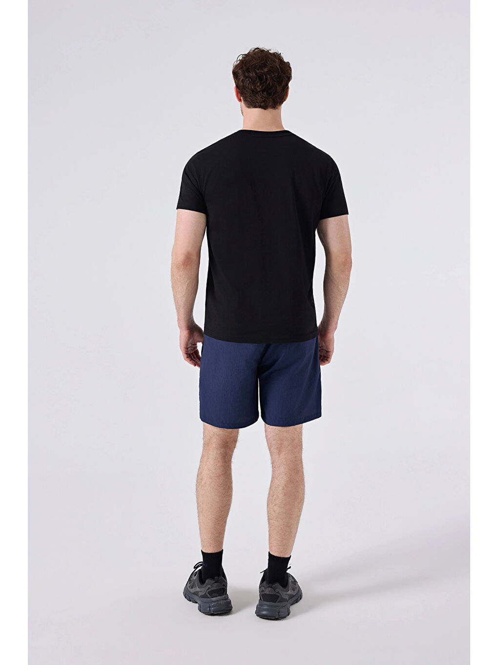 Siyah % 100 Pamuk Regular Fit Bisiklet Yaka Baskılı T Shirt 6SM5025-BK-4