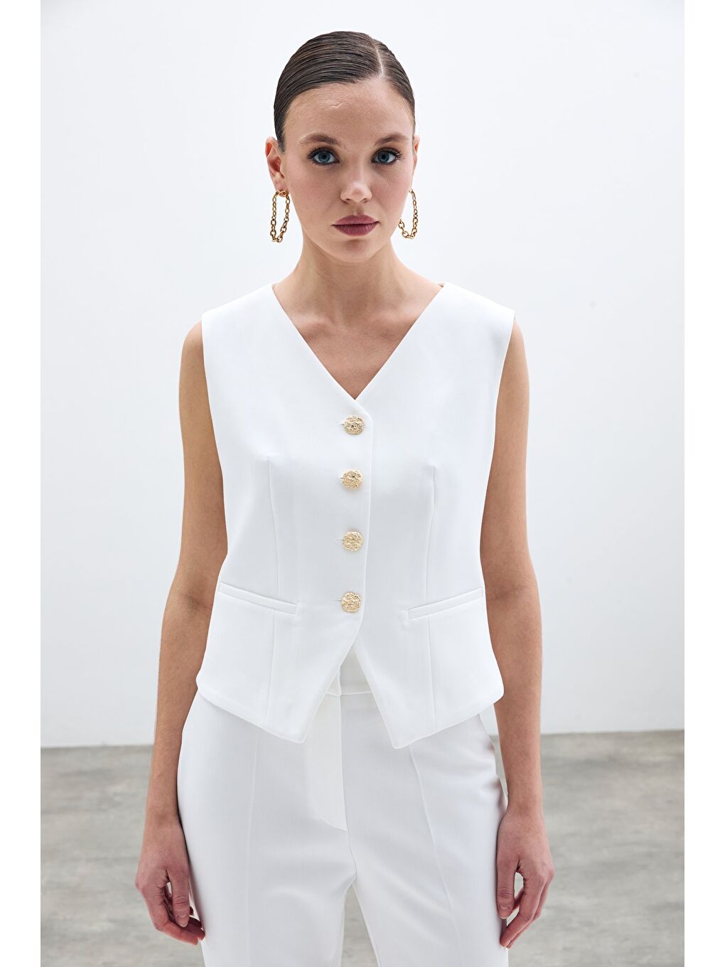 Düğmeli Kısa Yelek - Ekru