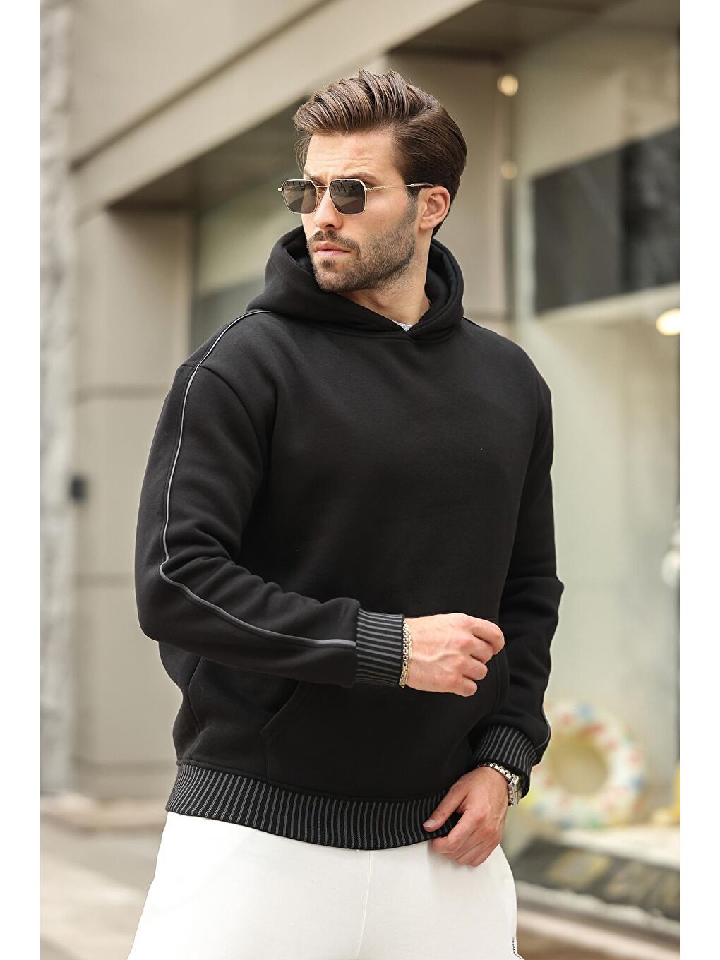Siyah Kapüşonlu Kanguru Cep Erkek Sweatshirt E-2