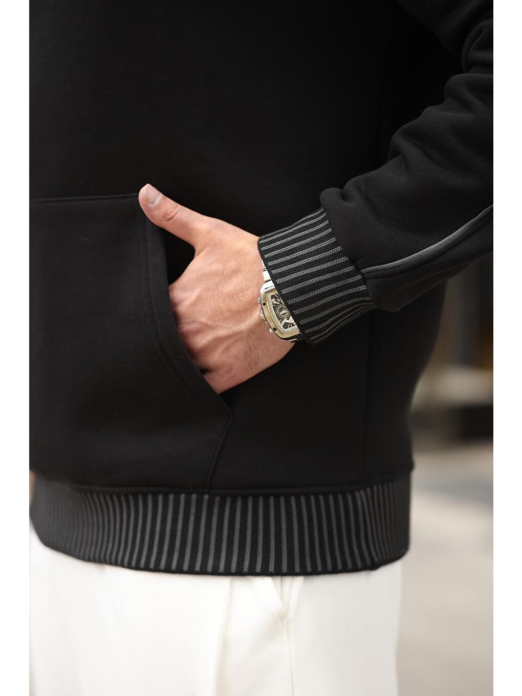 Siyah Kapüşonlu Kanguru Cep Erkek Sweatshirt E-3