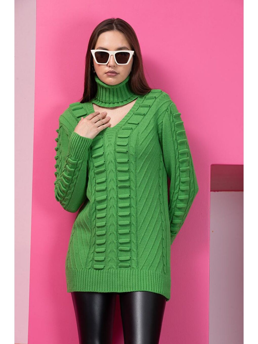 Yeşil Kadın Önü Yığmalı Triko Kazak