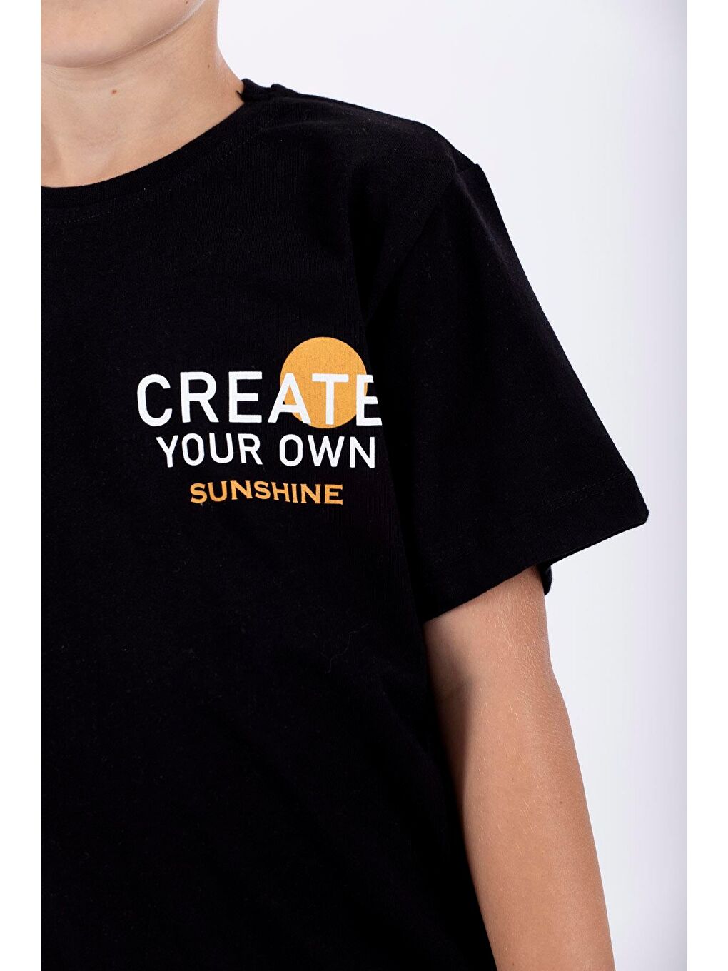 Yazı Baskılı Siyah Renk Erkek Çocuk Kaprili Takım-1