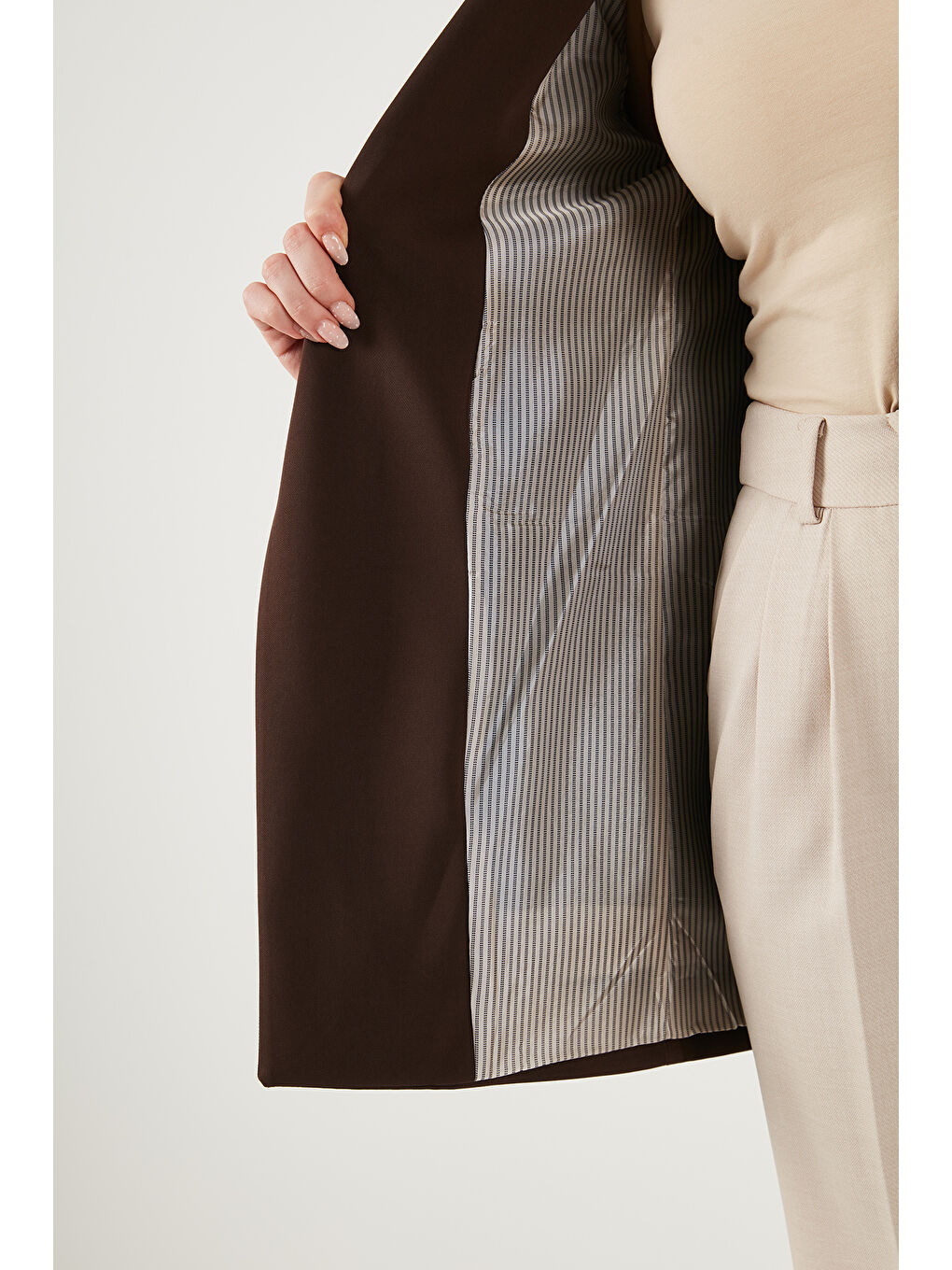 Kahverengi Regular Fit Kruvaze Yaka Desenli Astarlı Kadın Ceket 6927624-5