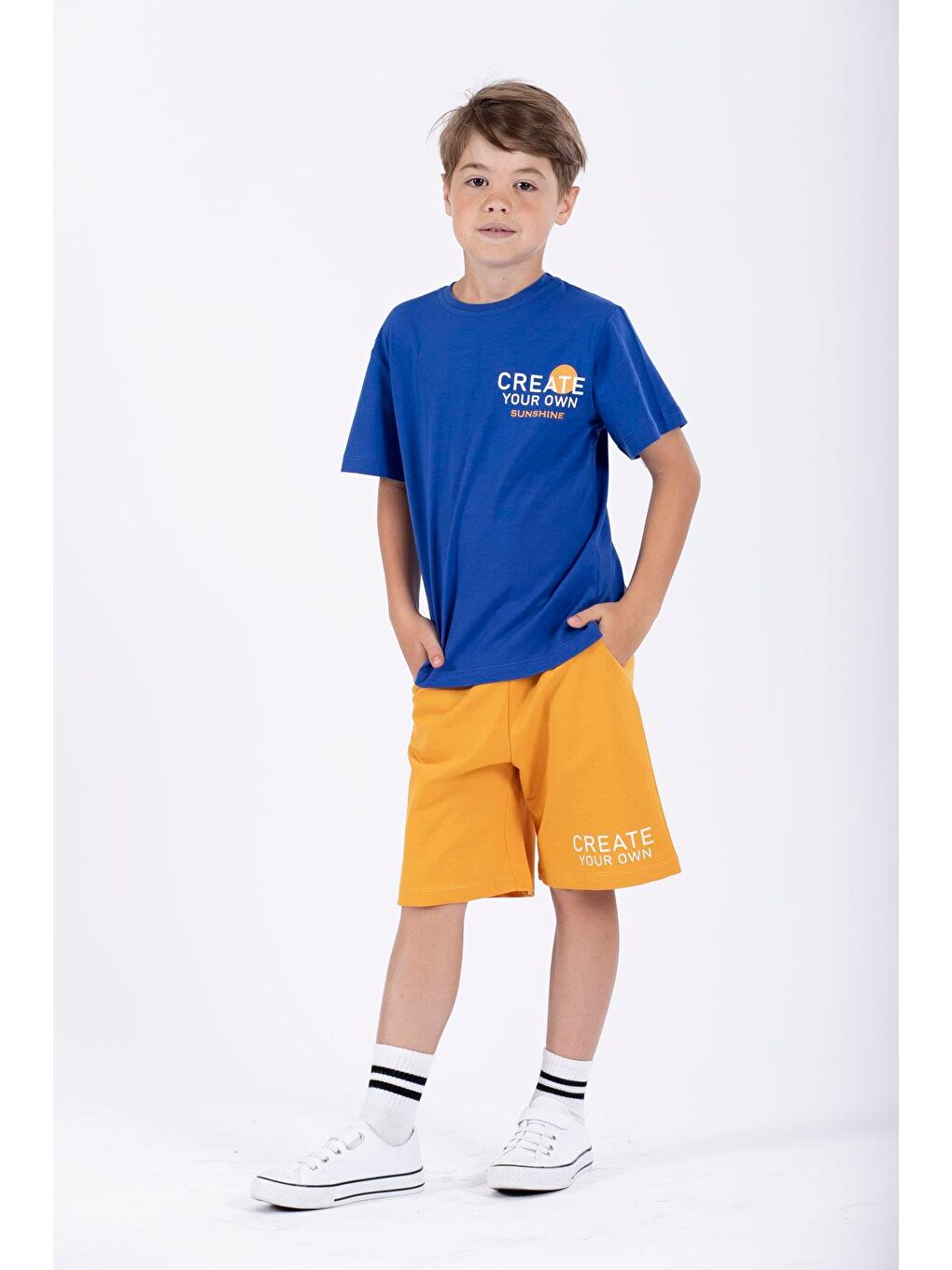 Mavi Yazı Baskılı Saks Renk Erkek Çocuk Kaprili Takım