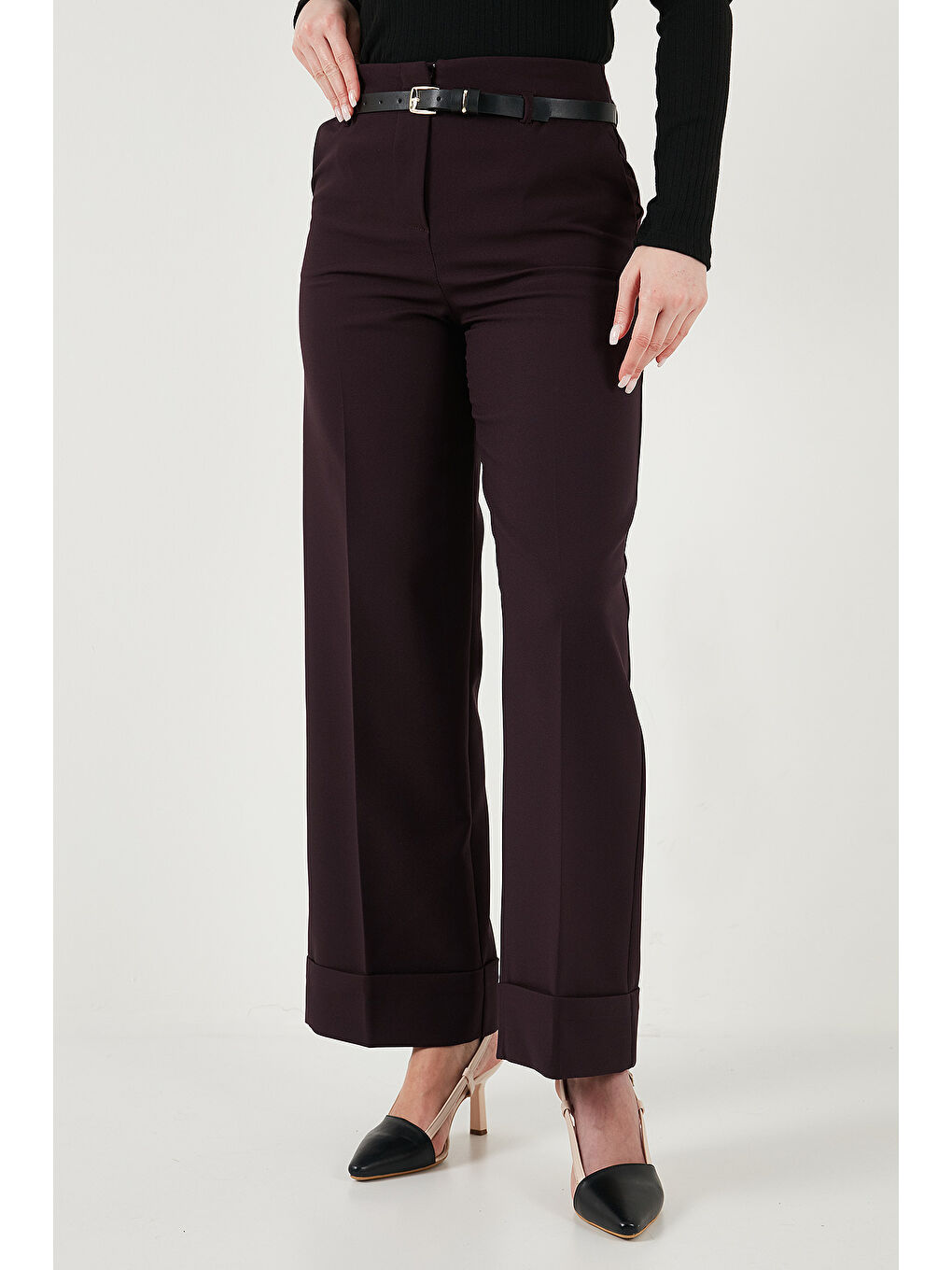 Mürdüm Wide Leg Yüksek Bel Kıvırma Detaylı Bol Paça Kemerli Kadın Pantolon 6923841-5