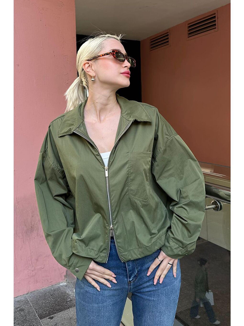 Haki Fermuarlı Cep Detaylı Oversize Kadın Ceket Mg2188-1