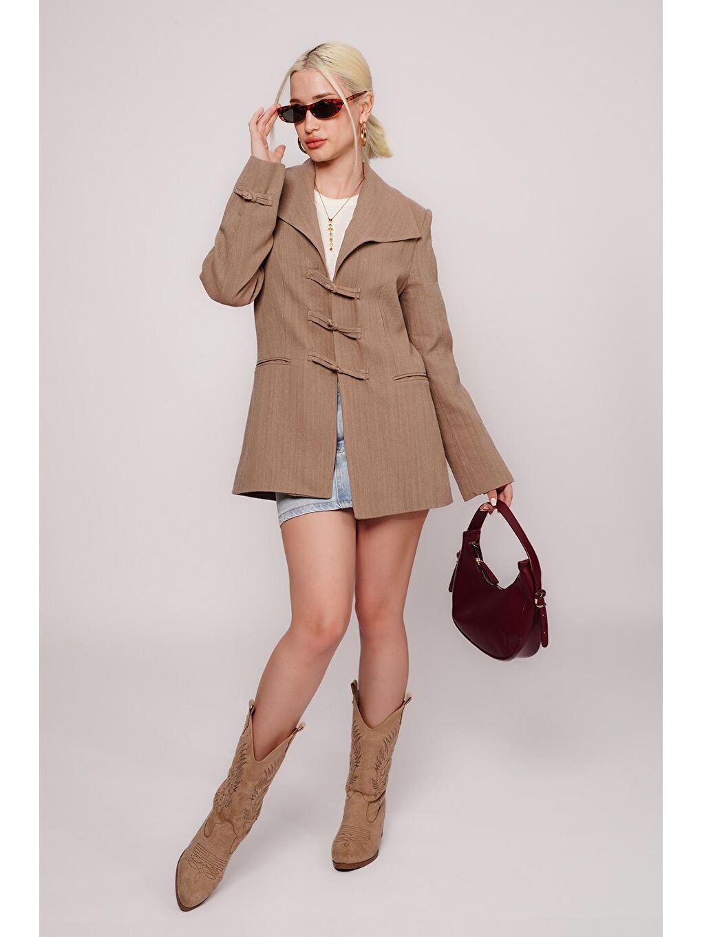 Bej Vizon Bağlama Detaylı Blazer Kadın Ceket Mg2482-2