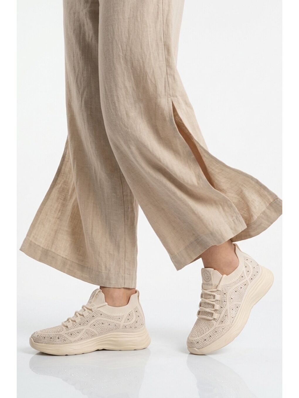 Bej Anorak Hafif Esnek Bağcıklı Kadın Casual Ayakkabı 2061 G-1