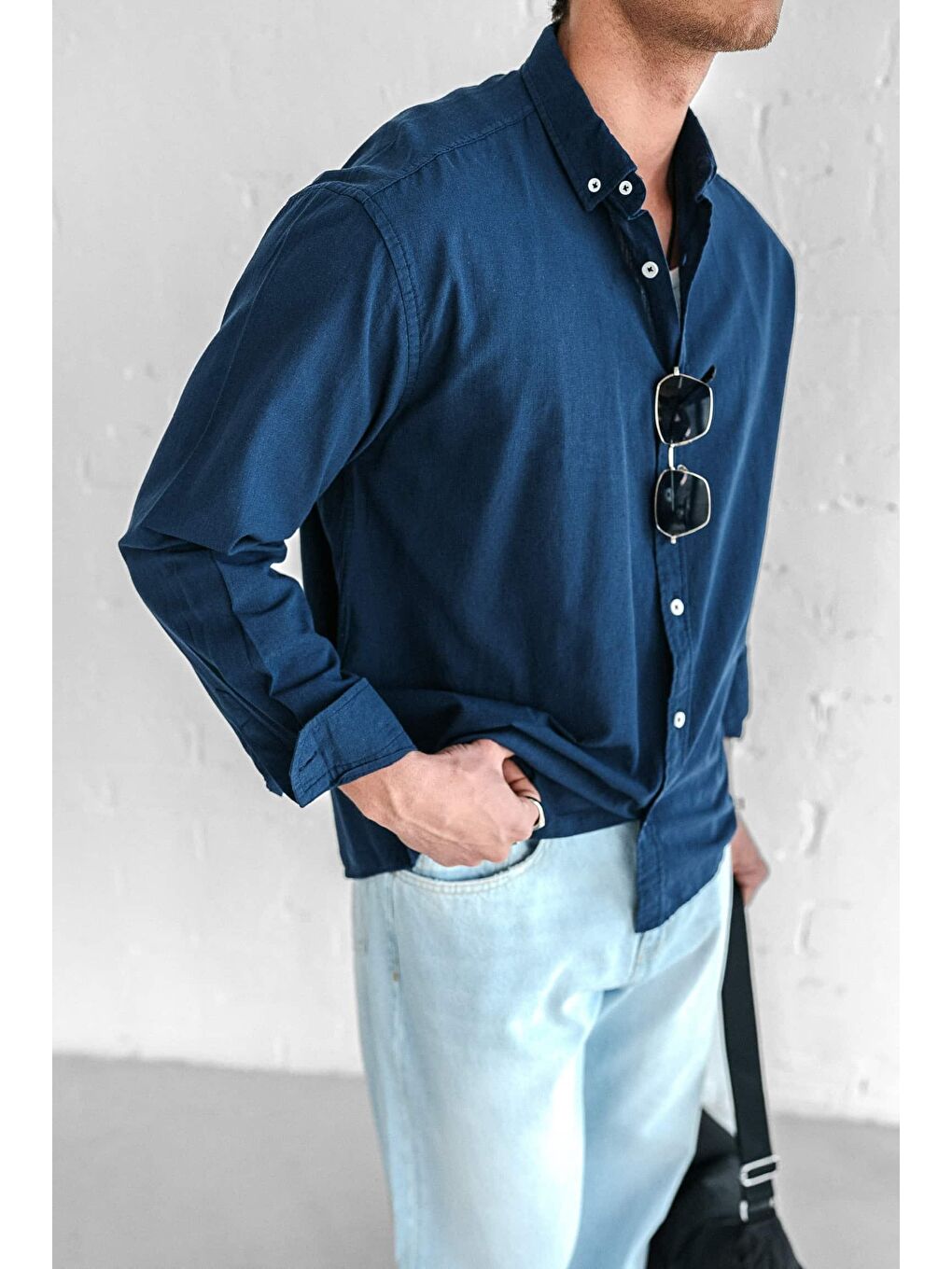 Erkek Relax Fit Rahat Kesim İnce Gömlek Lacivert-4