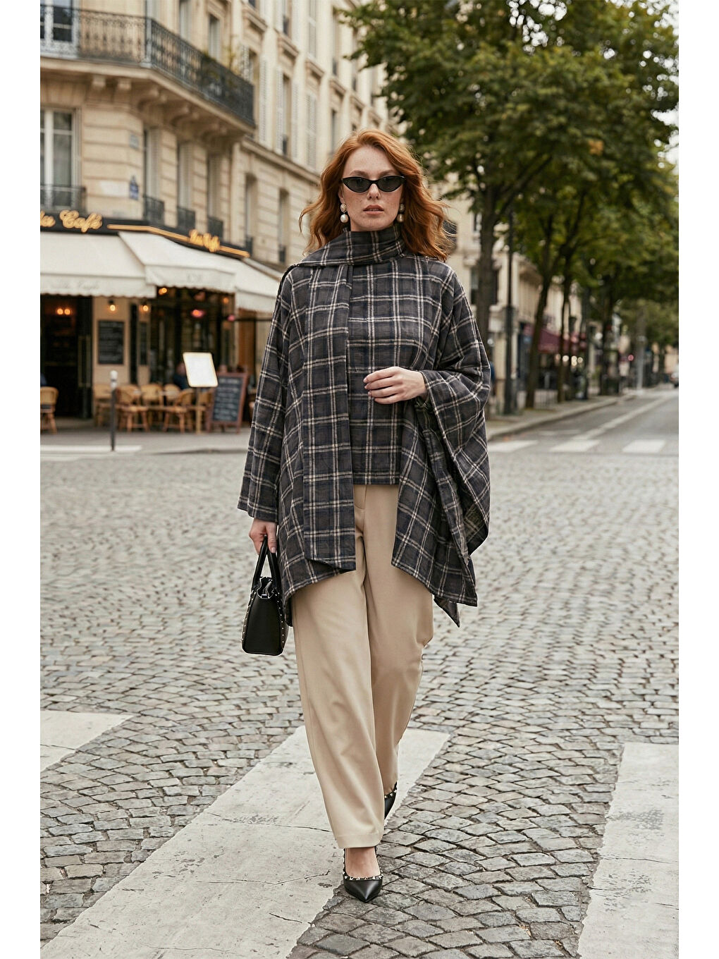 Lacivert Ekoseli Pamuklu Oversize Fit Fular Yakalı Kadın Panço 6925472