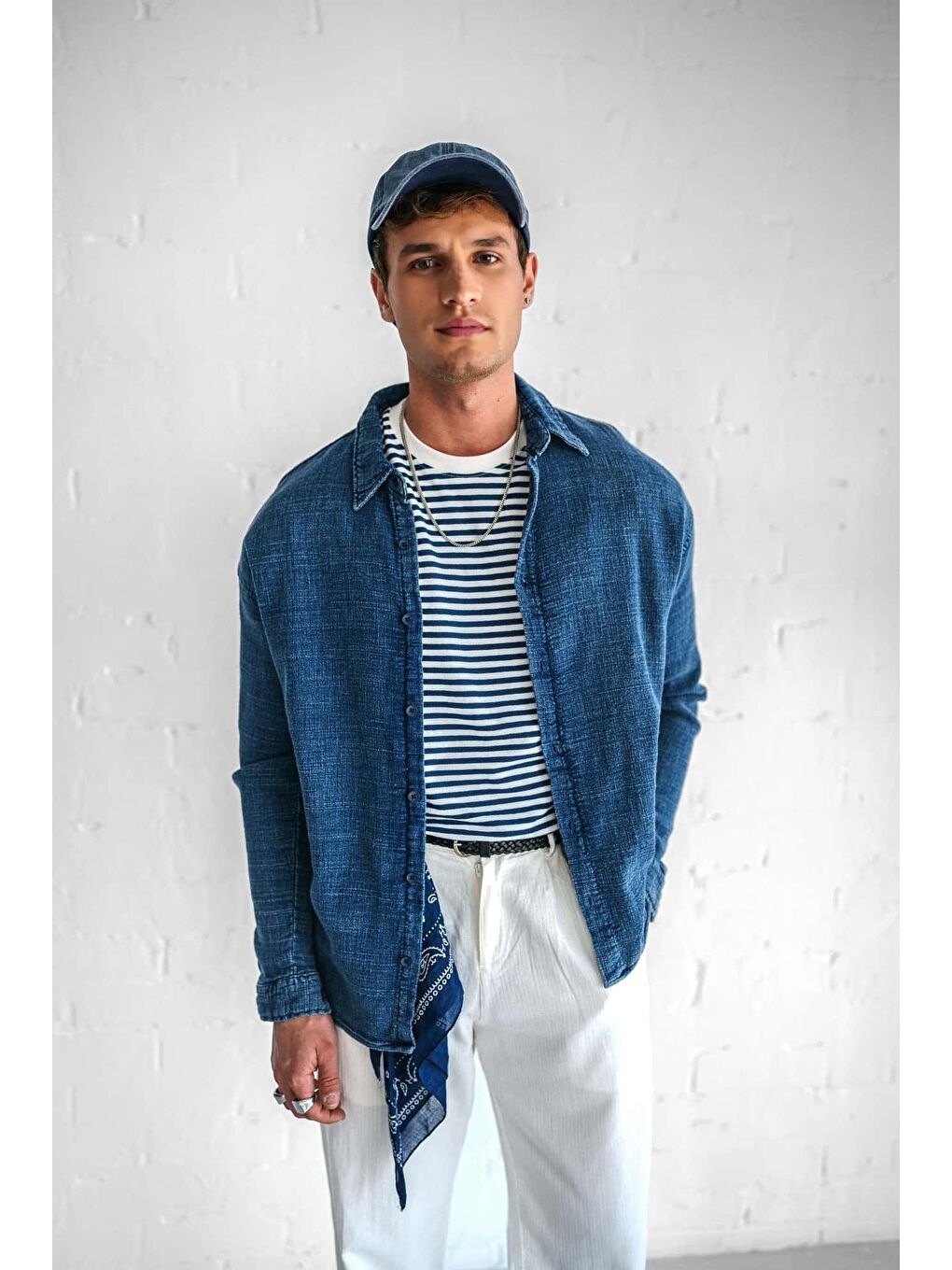 Erkek Regular Fit Dokulu Gömlek Lacivert-2