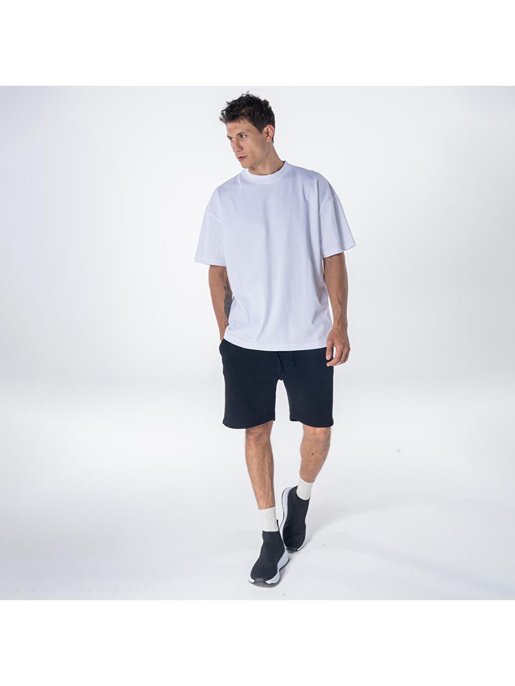 Pina Erkek Siyah Lastikli Cepli Kısa Şort-4