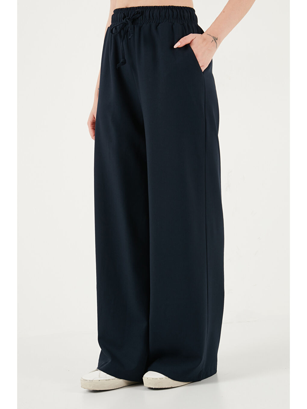 Lacivert Regular Fit Kemer Detaylı Fermuarlı Geniş Paçalı Kadın Takım 6928879-5