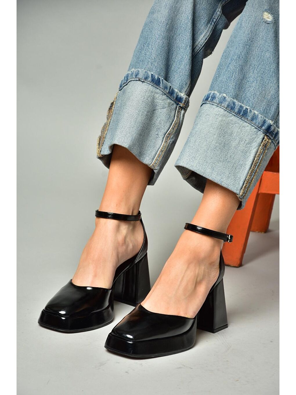 S2820303 Siyah Kadın Topuklu Ayakkabı-1