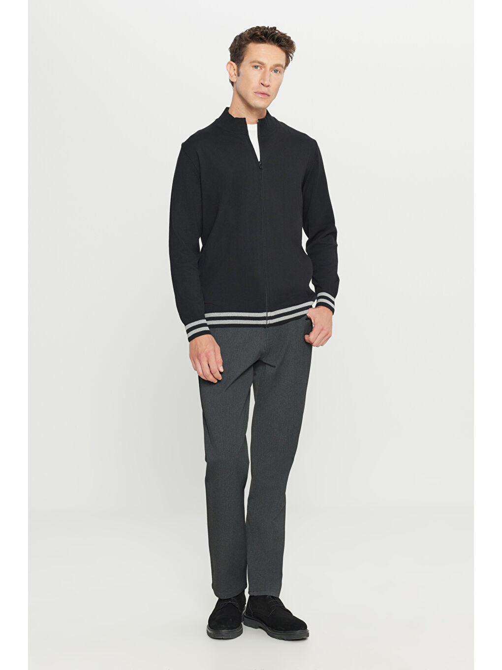 Erkek Siyah Pamuklu Standart Fit Normal Kesim Dik Yaka Triko Ceket-1