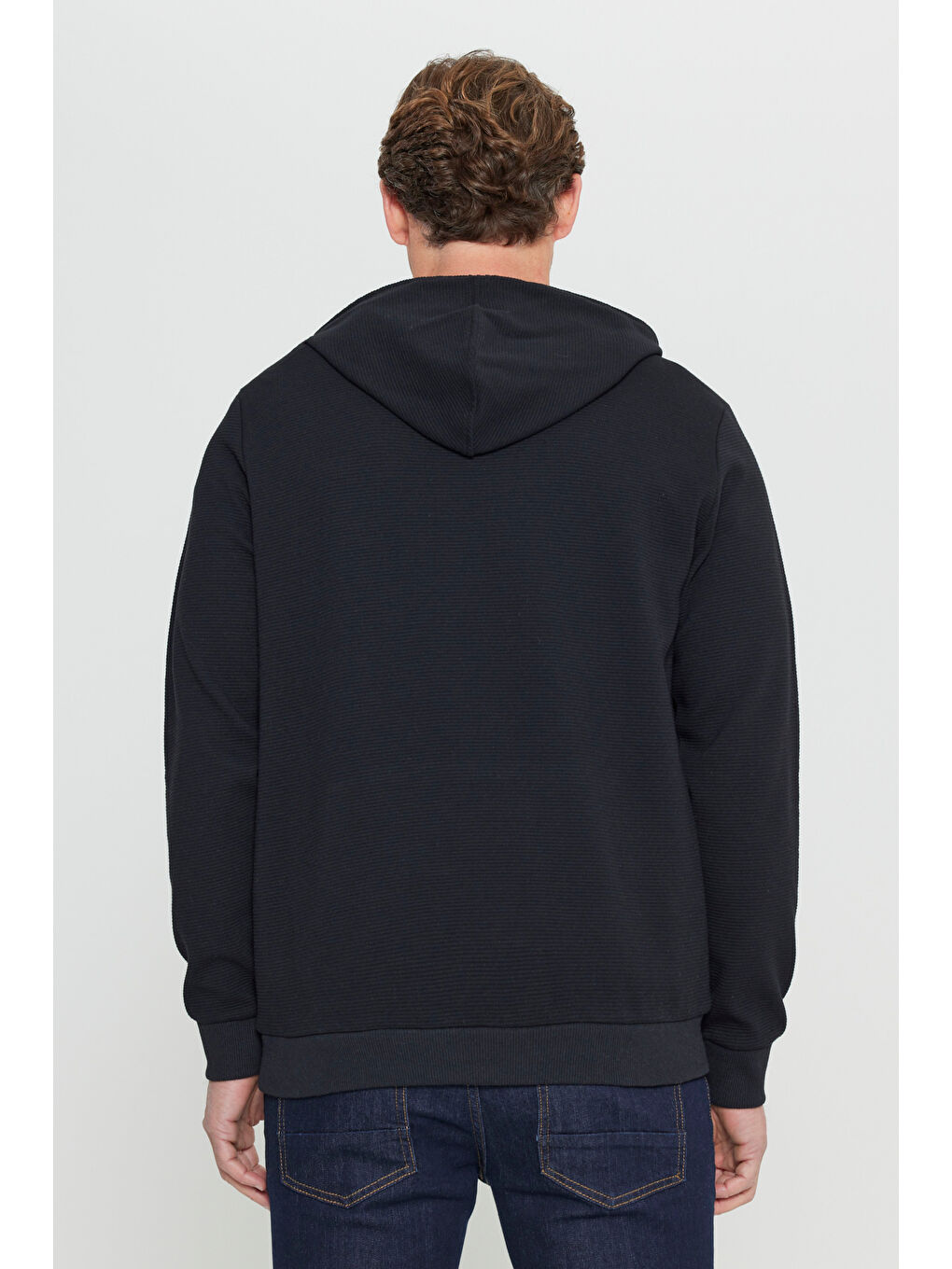 Erkek Siyah 2 İplik Sıcak Tutan Standart Fit Normal Kesim Kapüşonlu Dokulu Cepli Sweatshirt-4