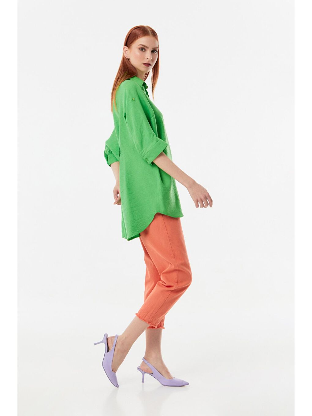 Yeşil Kolu Katlamalı Arkası Düğmeli Keten Gömlek-3