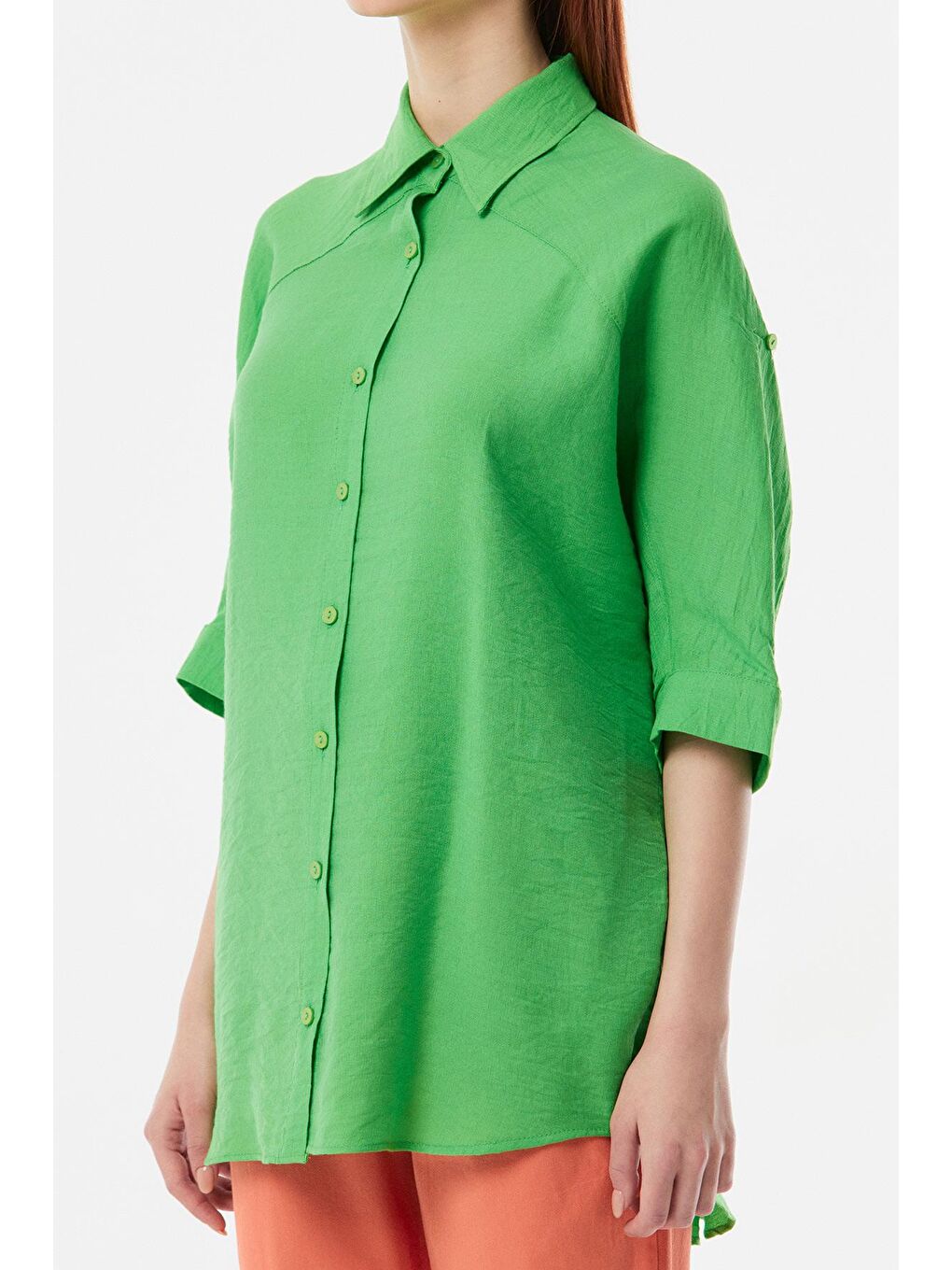 Yeşil Kolu Katlamalı Arkası Düğmeli Keten Gömlek-4