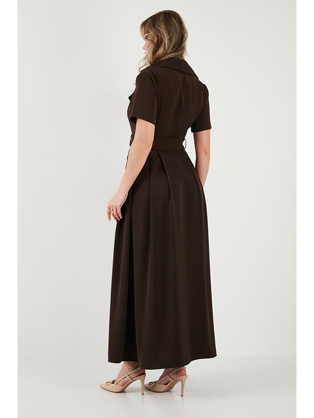Kahverengi Regular Fit Kruvaze Yaka Tokalı Kemer Detaylı Kadın Elbise 6922332-4