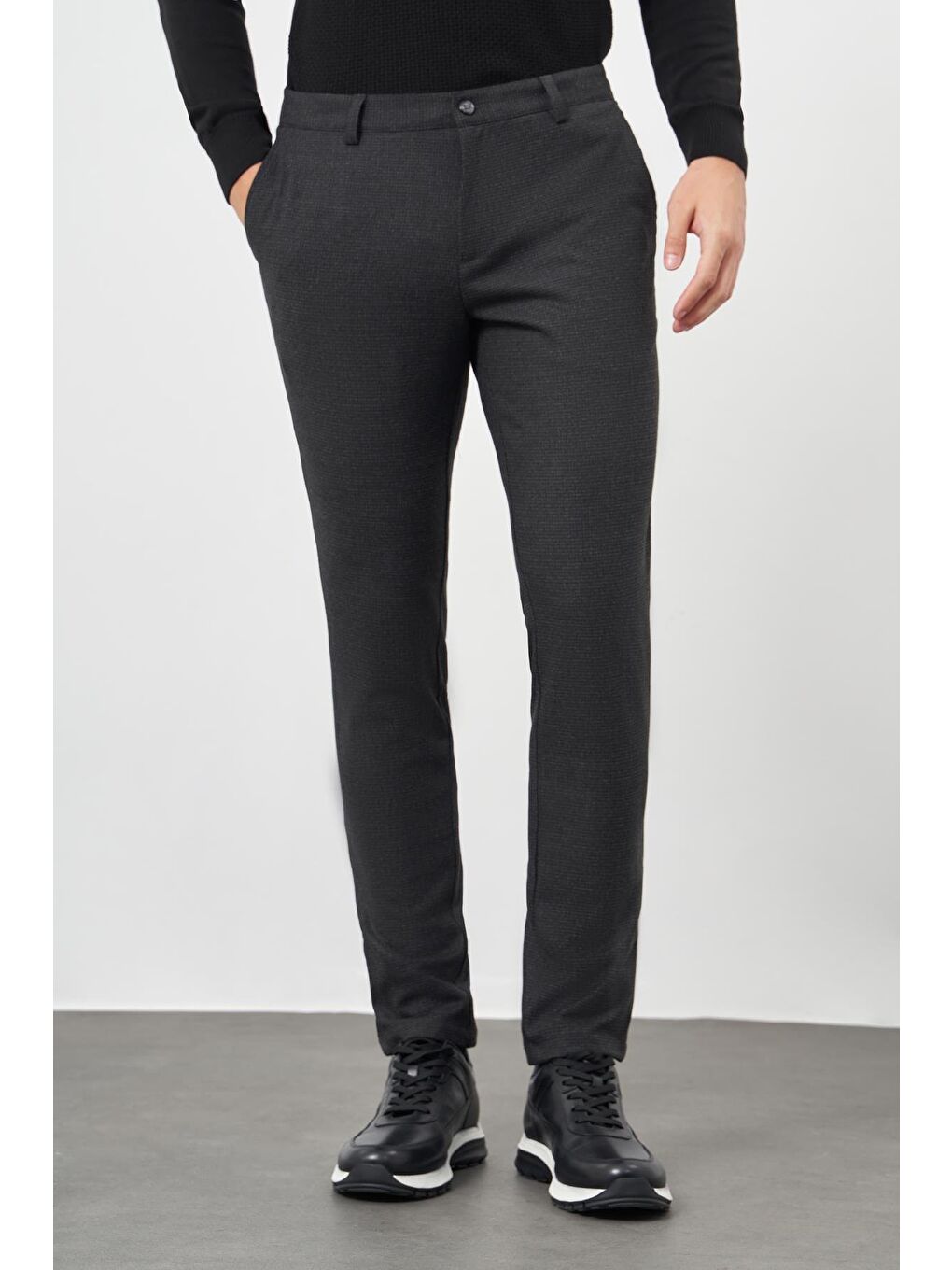 Siyah Esnek Yandan Cepli Casual Comfort Fit Chino Pantolon 1003245158-1