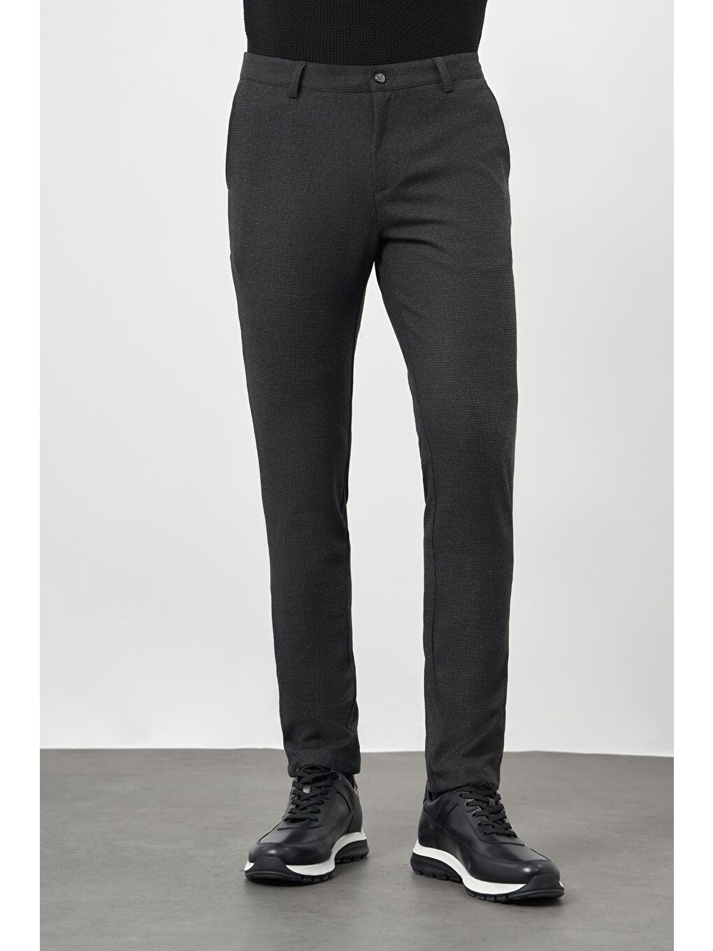Siyah Esnek Yandan Cepli Casual Comfort Fit Chino Pantolon 1003245158-2