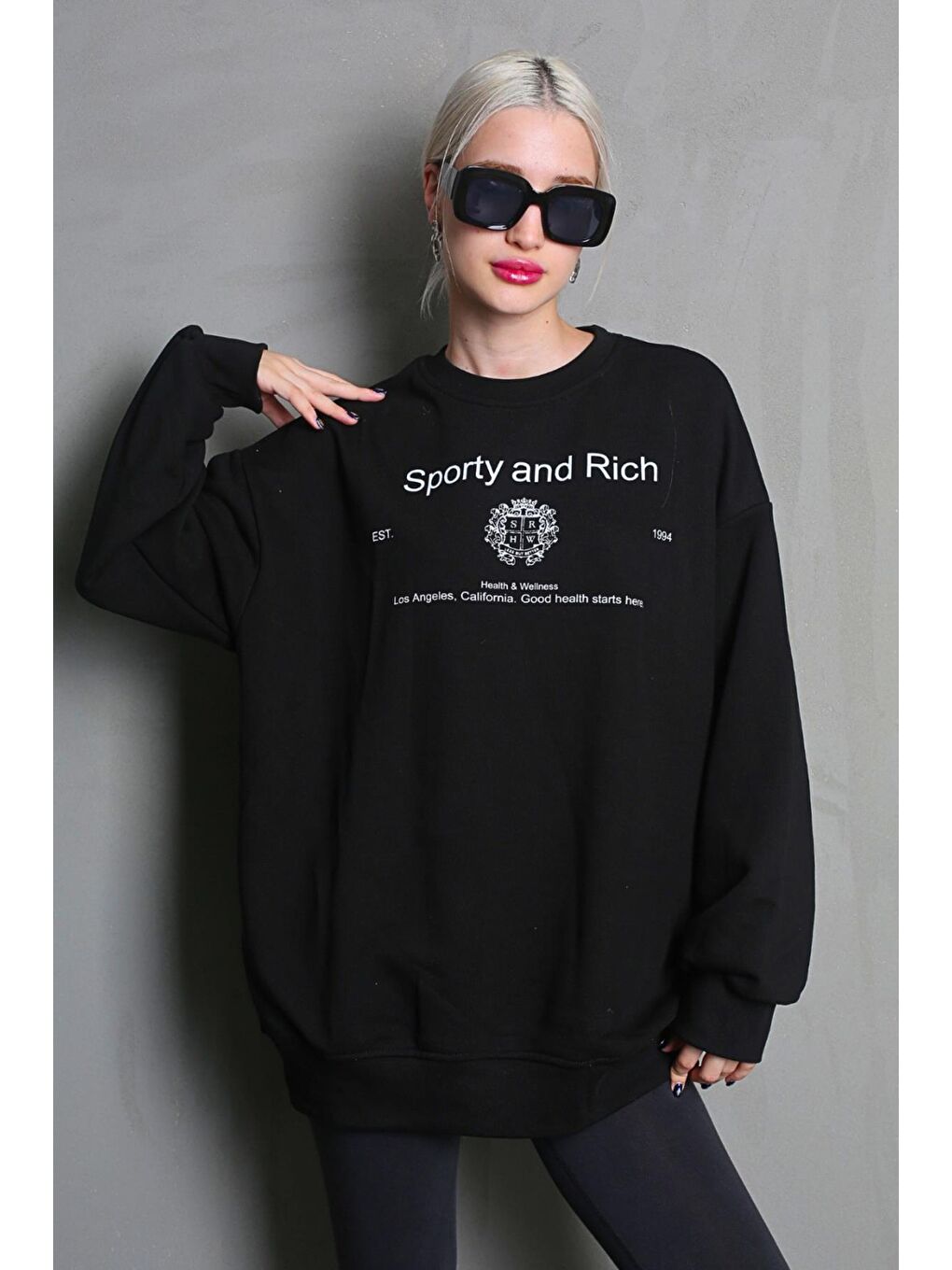 Siyah Bisiklet Yaka Baskılı Oversize Kadın Sweatshirt Mg1577