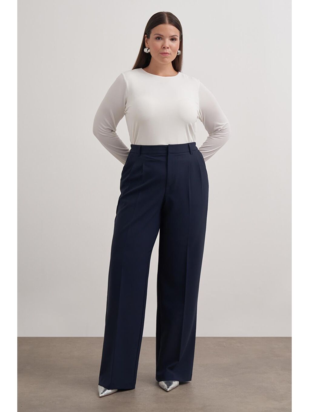 Lacivert Pilili Cepli Pantolon-1